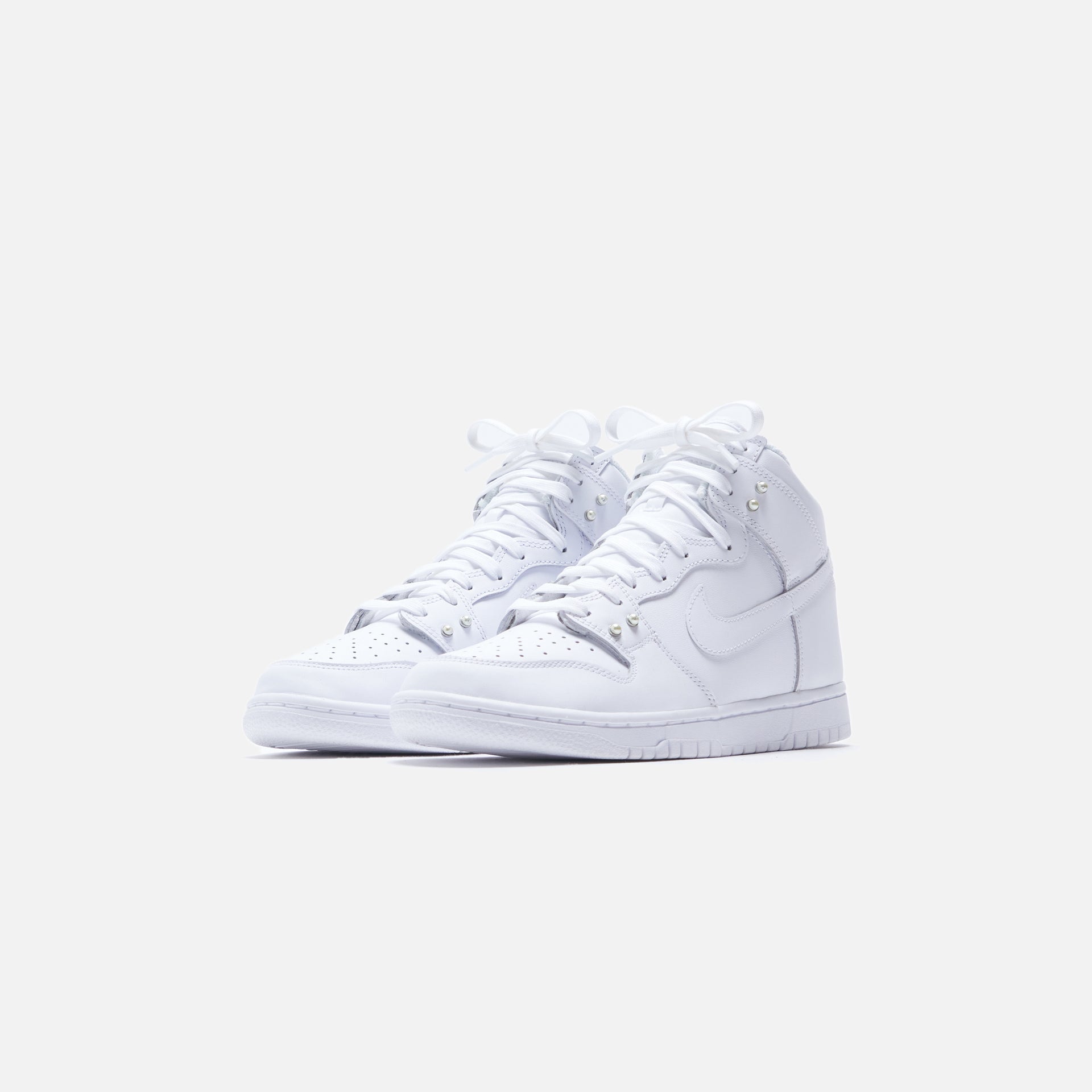 Nike Wmns Dunk High SE - White / Metallic Silver / Sail