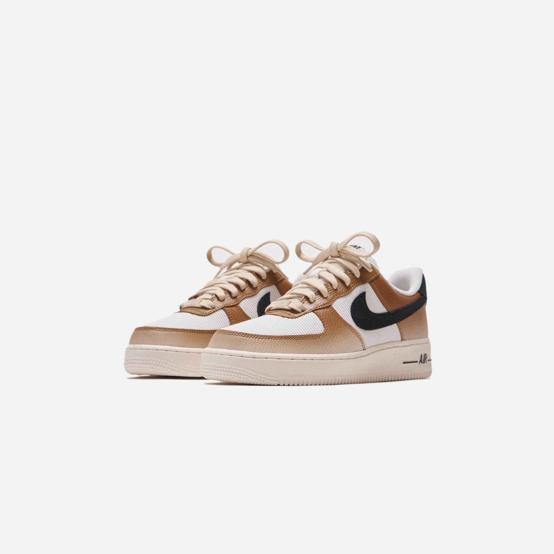 Nike WMNS Air Force 1 `07 - Ale Brown / Sail / Sand Drift / White