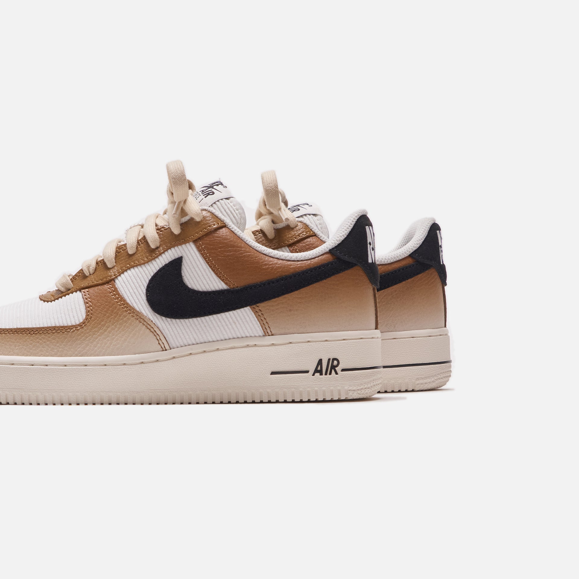Nike WMNS Air Force 1 `07 - Ale Brown / Sail / Sand Drift / White