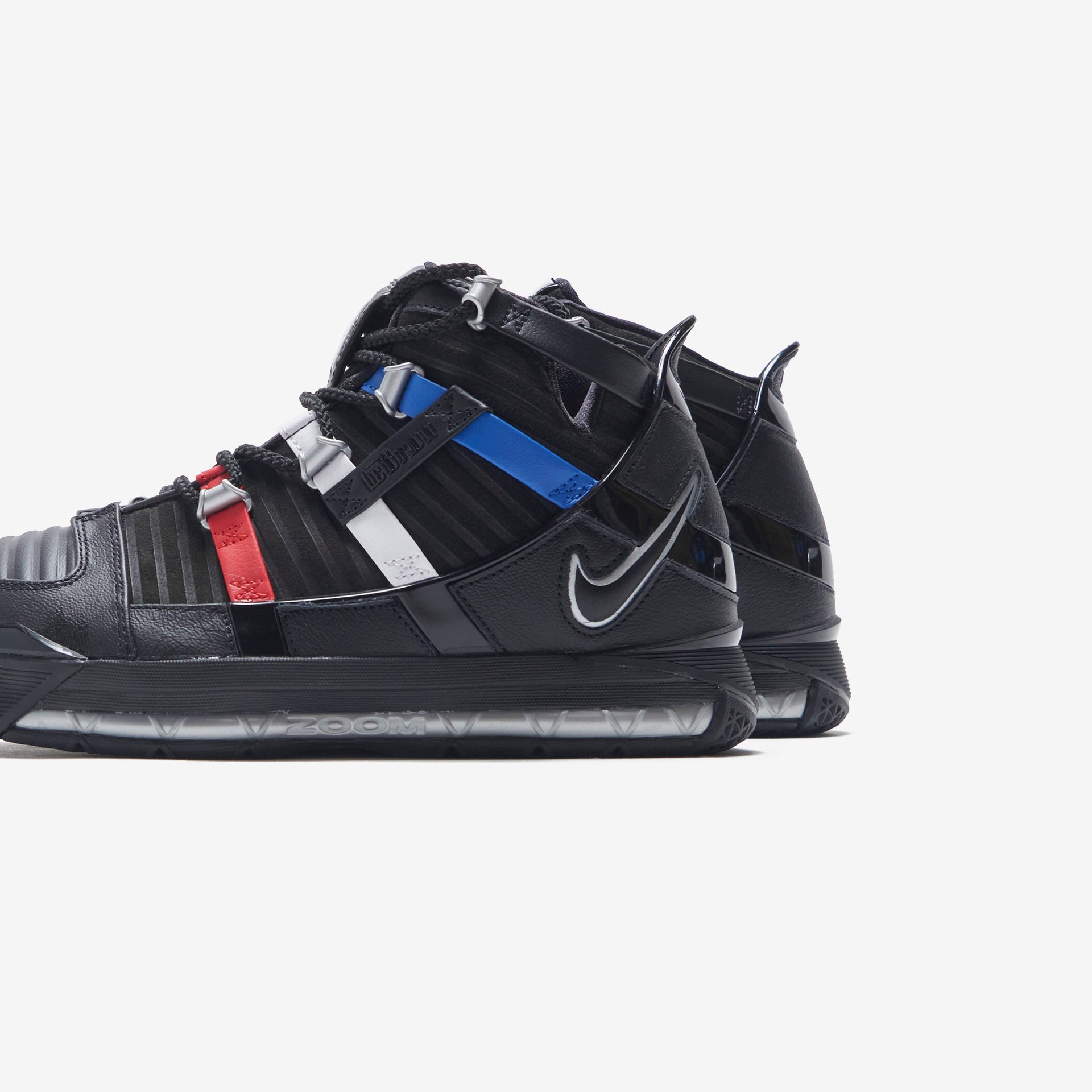 Nike Zoom LeBron III QS - Black / Metallic Silver / University Red