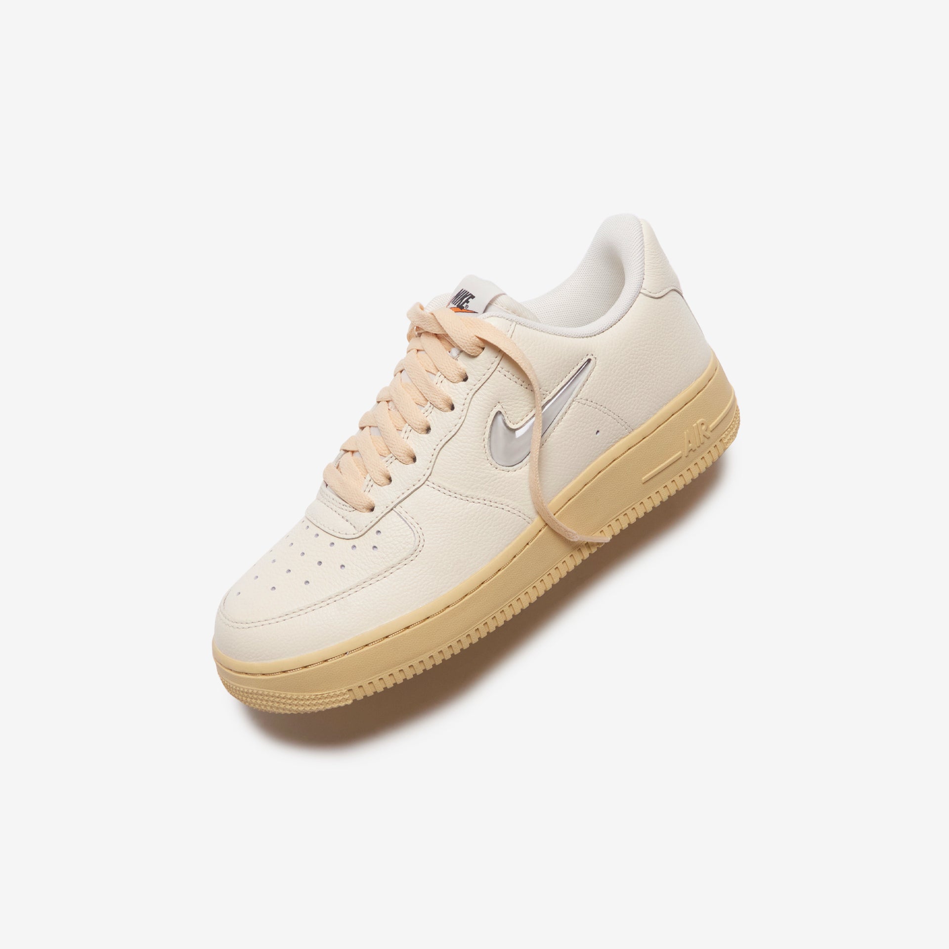 Nike Wmns Air Force 1 `07 LX - Coconut Milk / Light Bone / Lemon