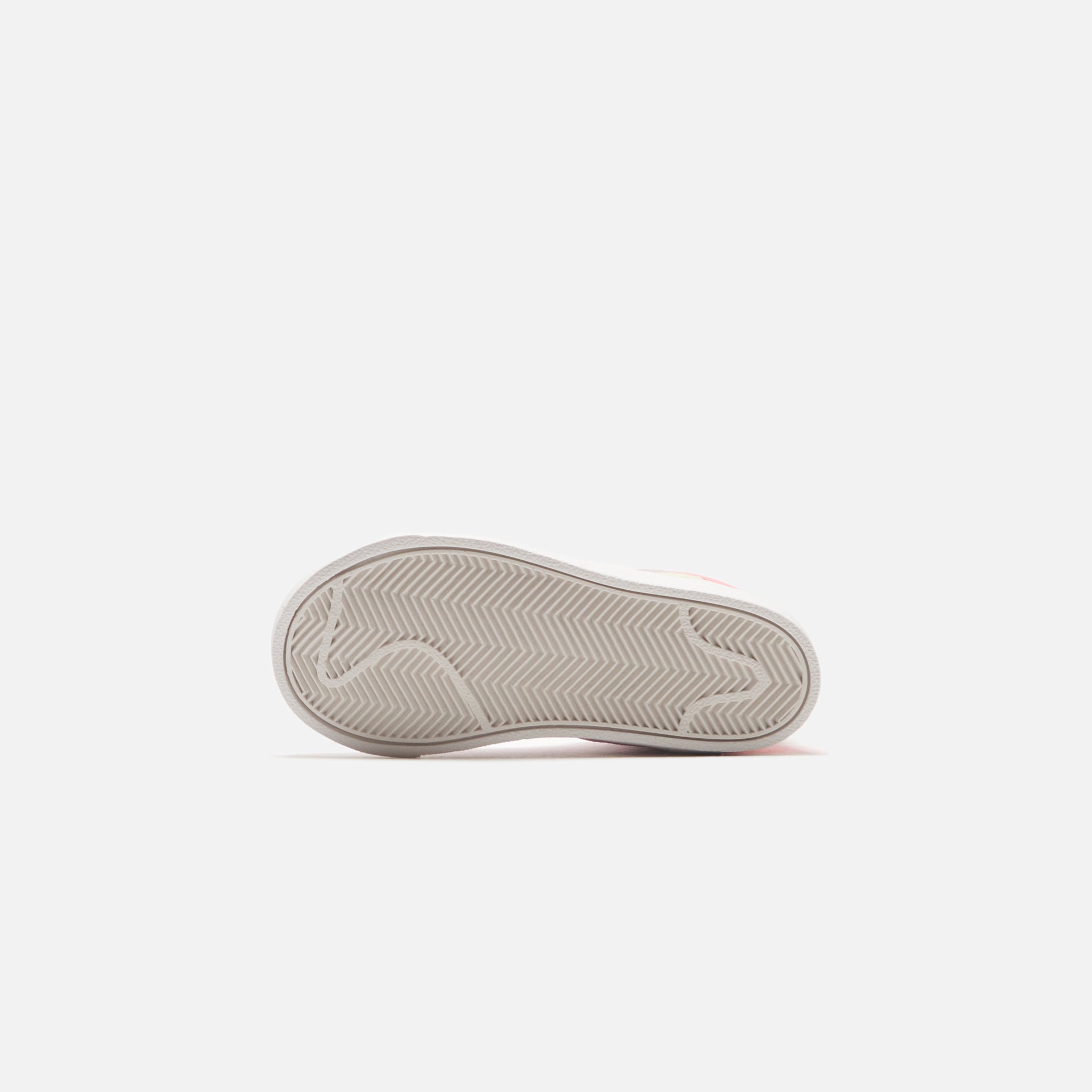 Nike Blazer Mid `77 SE - Pink Foam / Coconut Milk / Pink Gaze
