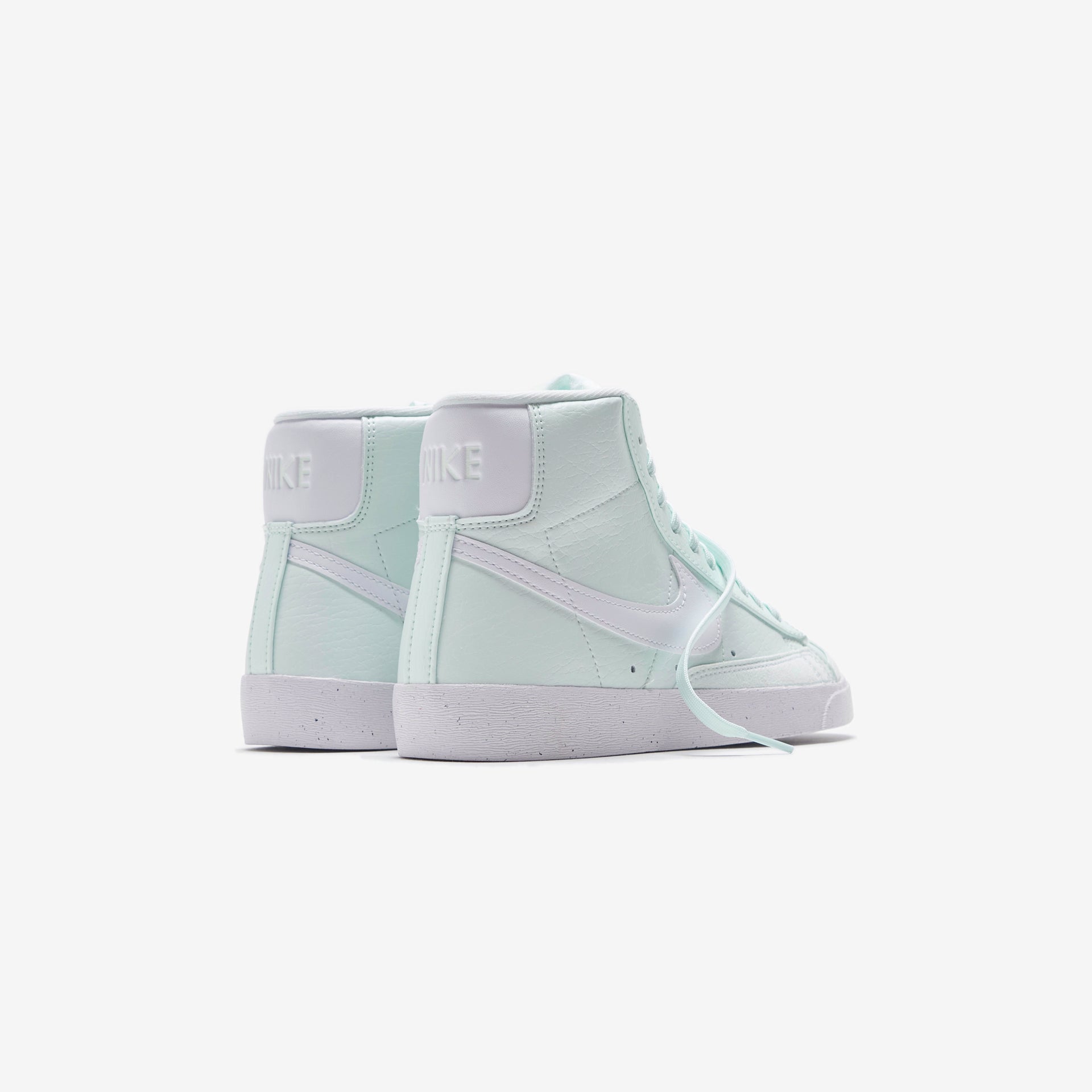 Nike Wmns Blazer Mid `77 Next Nature - Barely Green / White