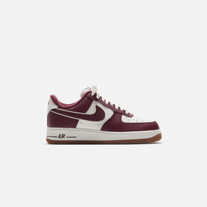 Men's Nike Air Force 1 '07 LV8 - SAIL/NIGHT MAROON-GUM MED BROWN -  Civilized Nation - Official Site