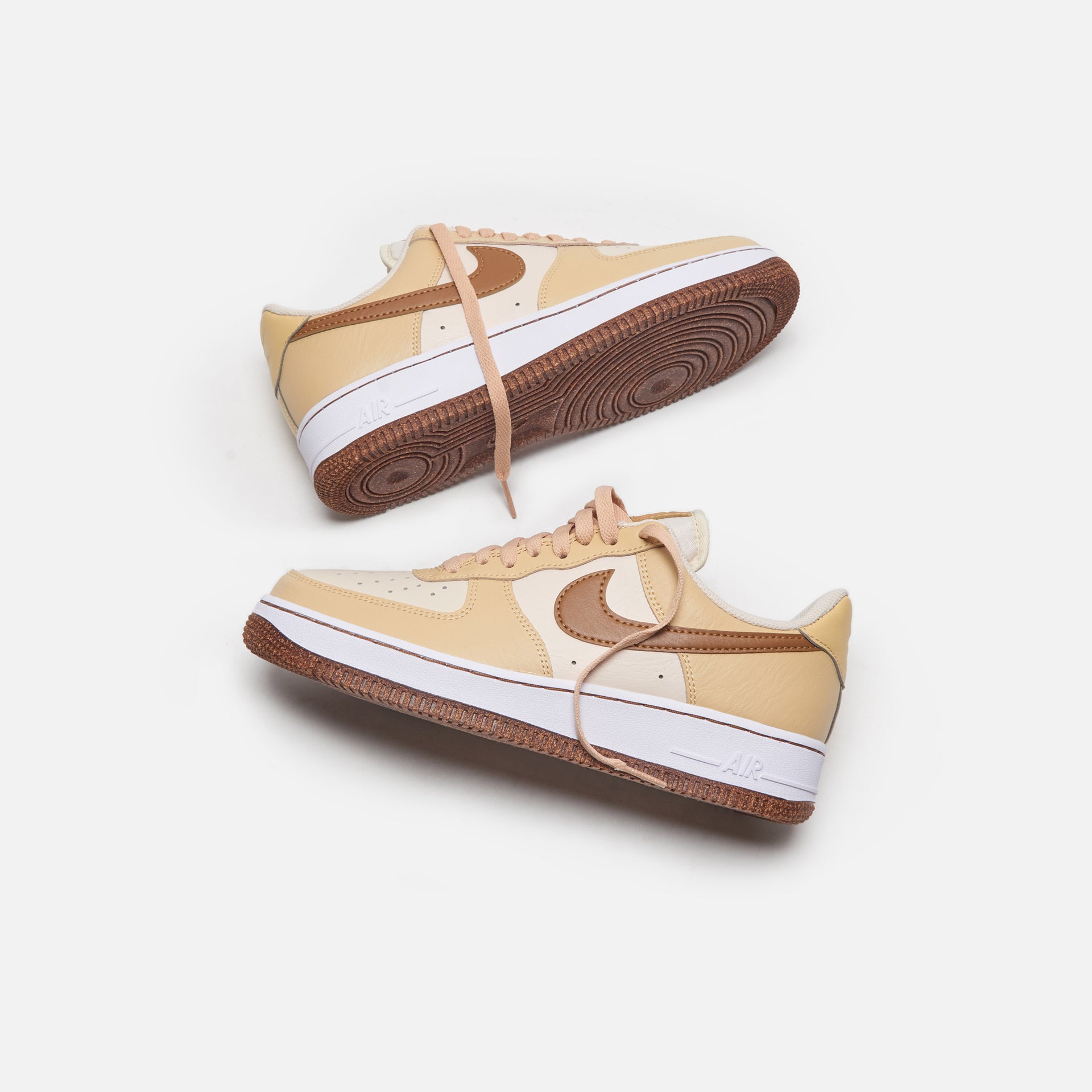 Nike Air Force 1 '07 EMB - Pearl White / Ale Brown / Sesame