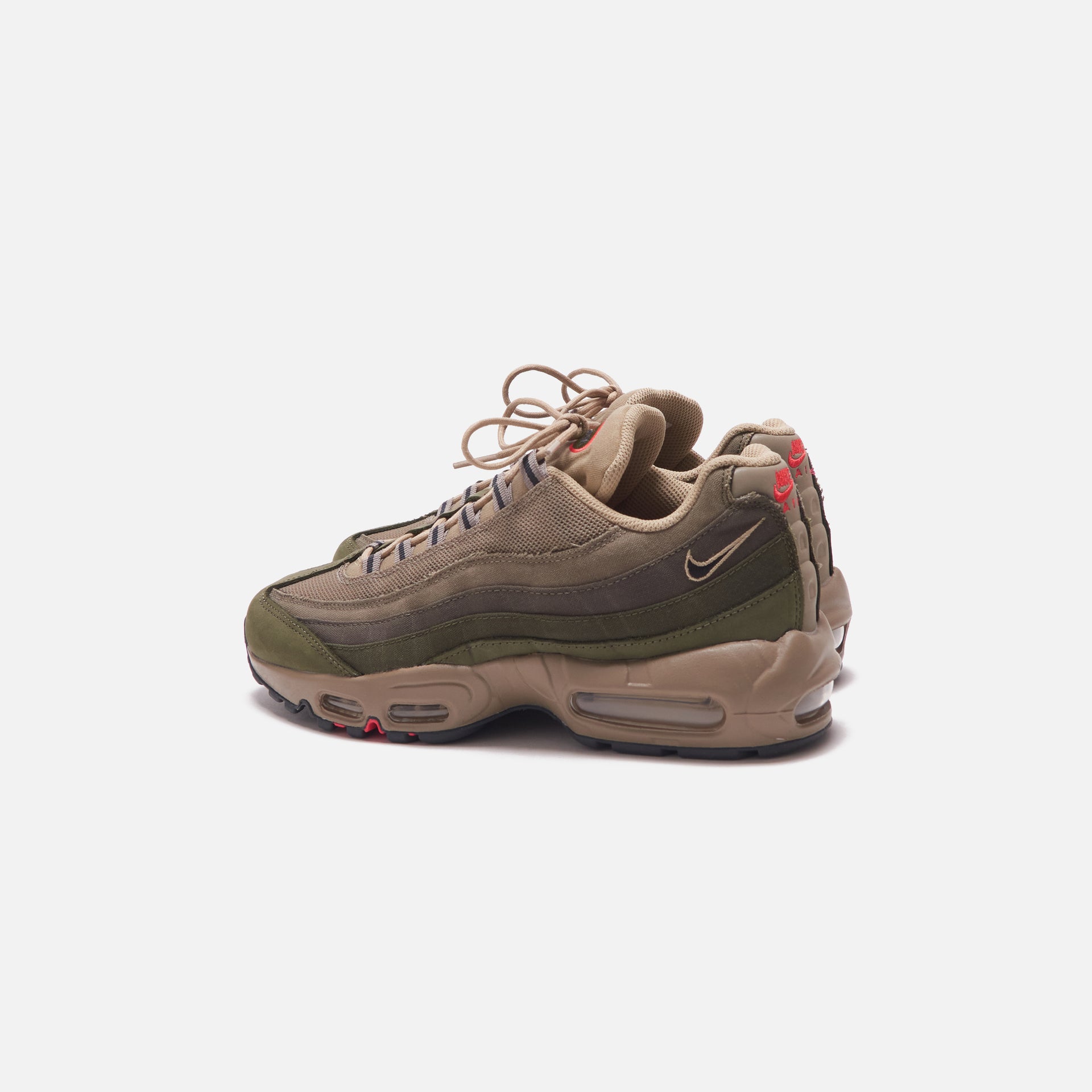 Nike Air Max 95 SE - Medium Olive / Black / Rough Green