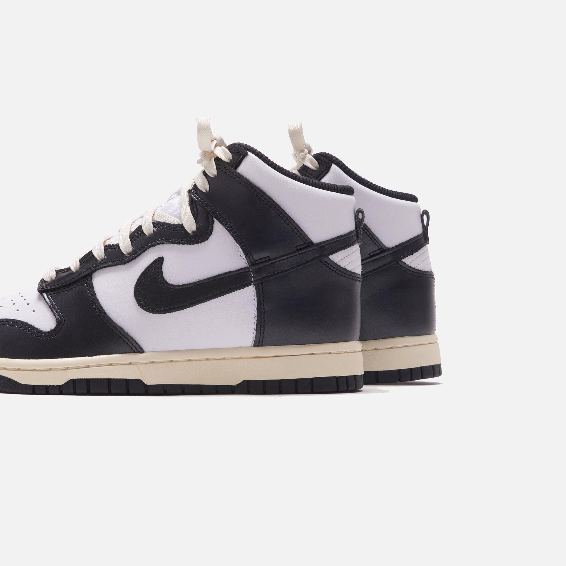 Nike WMNS Dunk High - White / Black / Coconut Milk