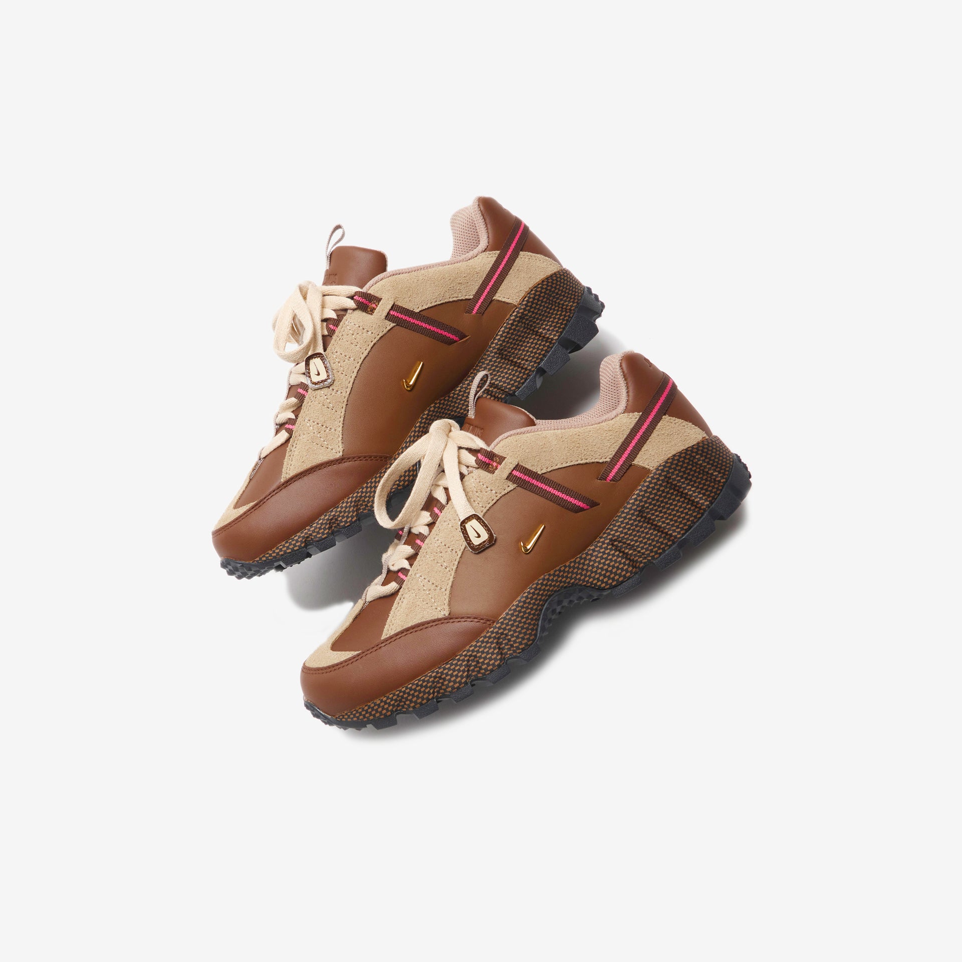 Nike x Jacquemus Air Humara LX - Ale Brown / Gold