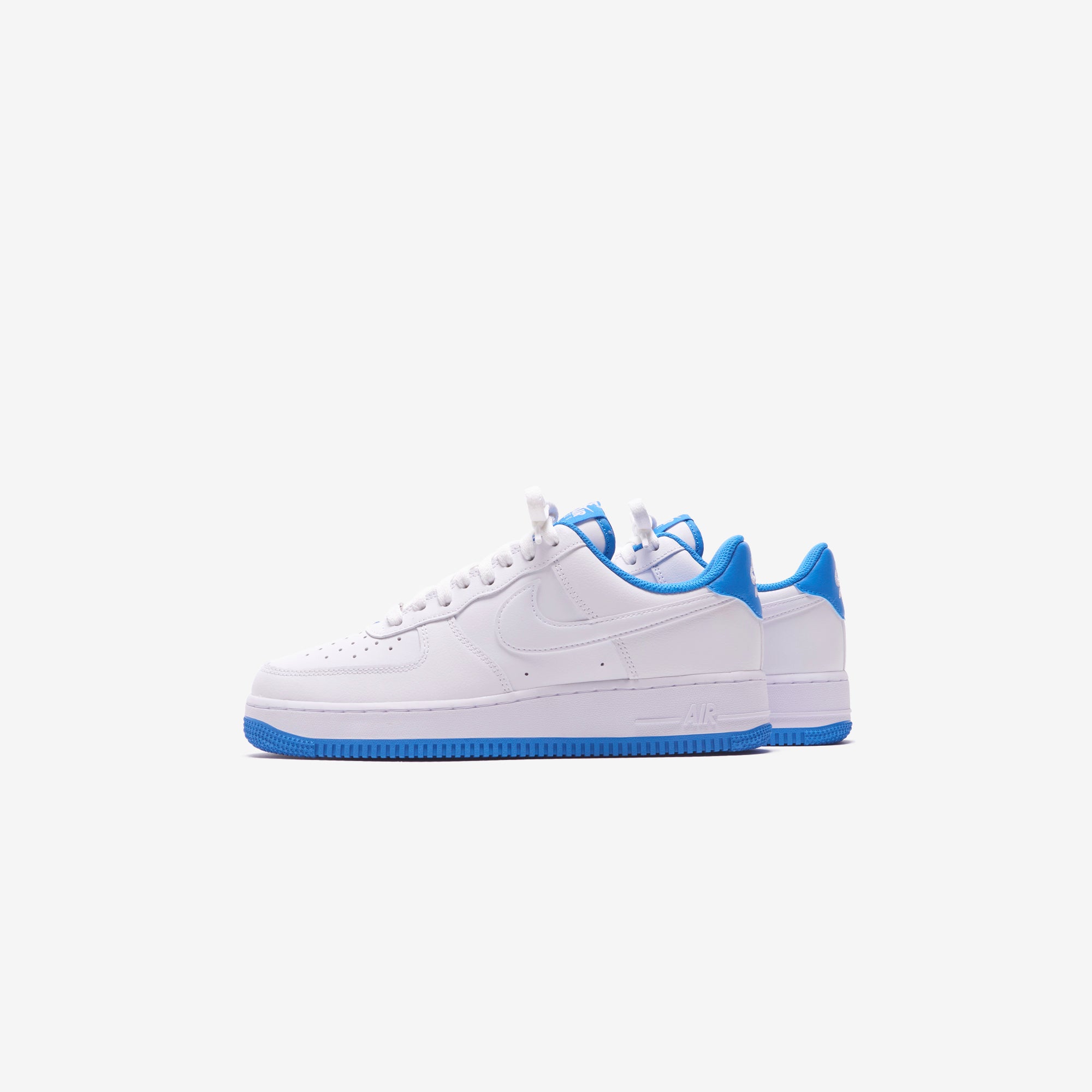 靴 Nike Air Force 1 White Photo Blue Nike Air Force 1 White Photo Blue On Foot Sneaker Review