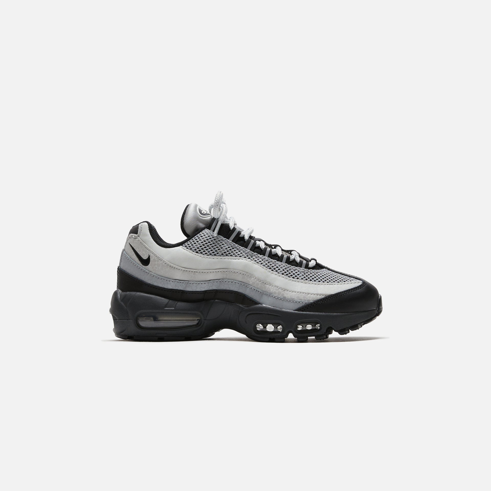 Nike WMNS Air Max 95 - Light Smoke Grey / Black-Photon Dust / Sail / Anthracite