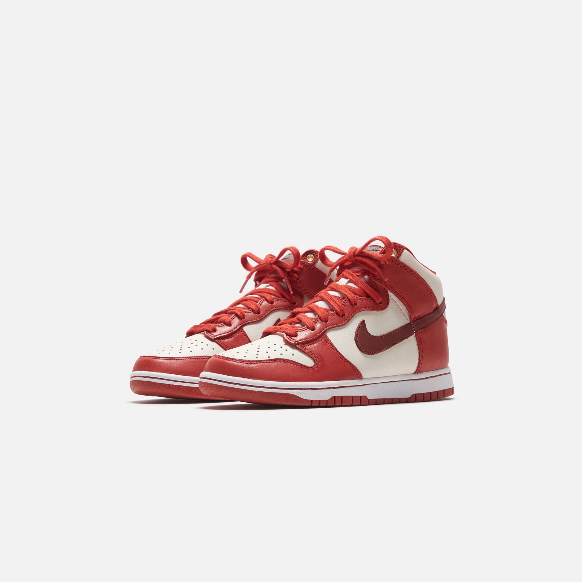 Nike Wmns Dunk High LXX - Cinnabar / Mars Stone / Sail / White