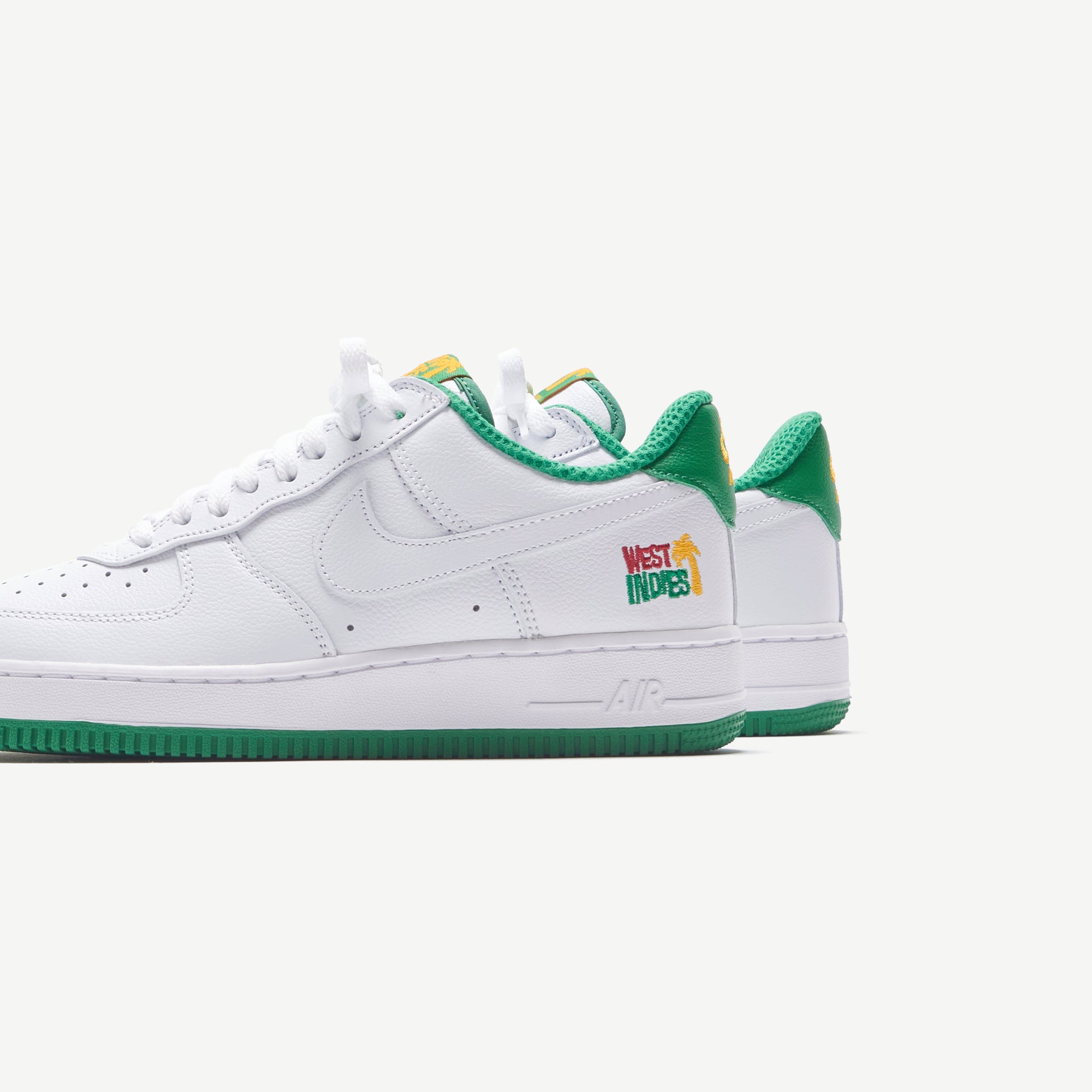 Nike Air Force 1 Low Retro "West Indies" - White / Classic Green