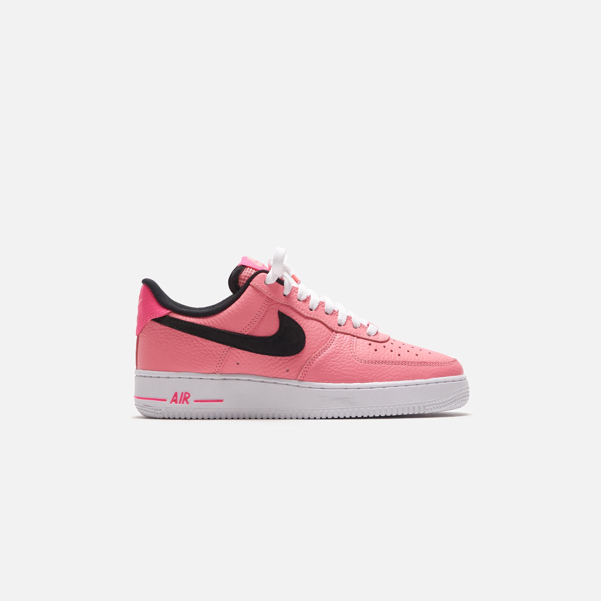 Nike Air Force 1 `07 LV8 - Pink Gaze / Black / White / Hyper Pink