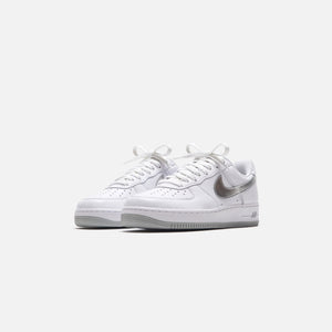 Nike Air Force 1 '07 LV8 4 Men's Shoe Size 10 (White)