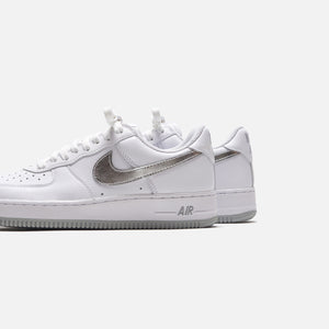 Nike Air Force 1 High `07 LV8 EMB - Phantom / White / Elemental Gold – Kith  Europe