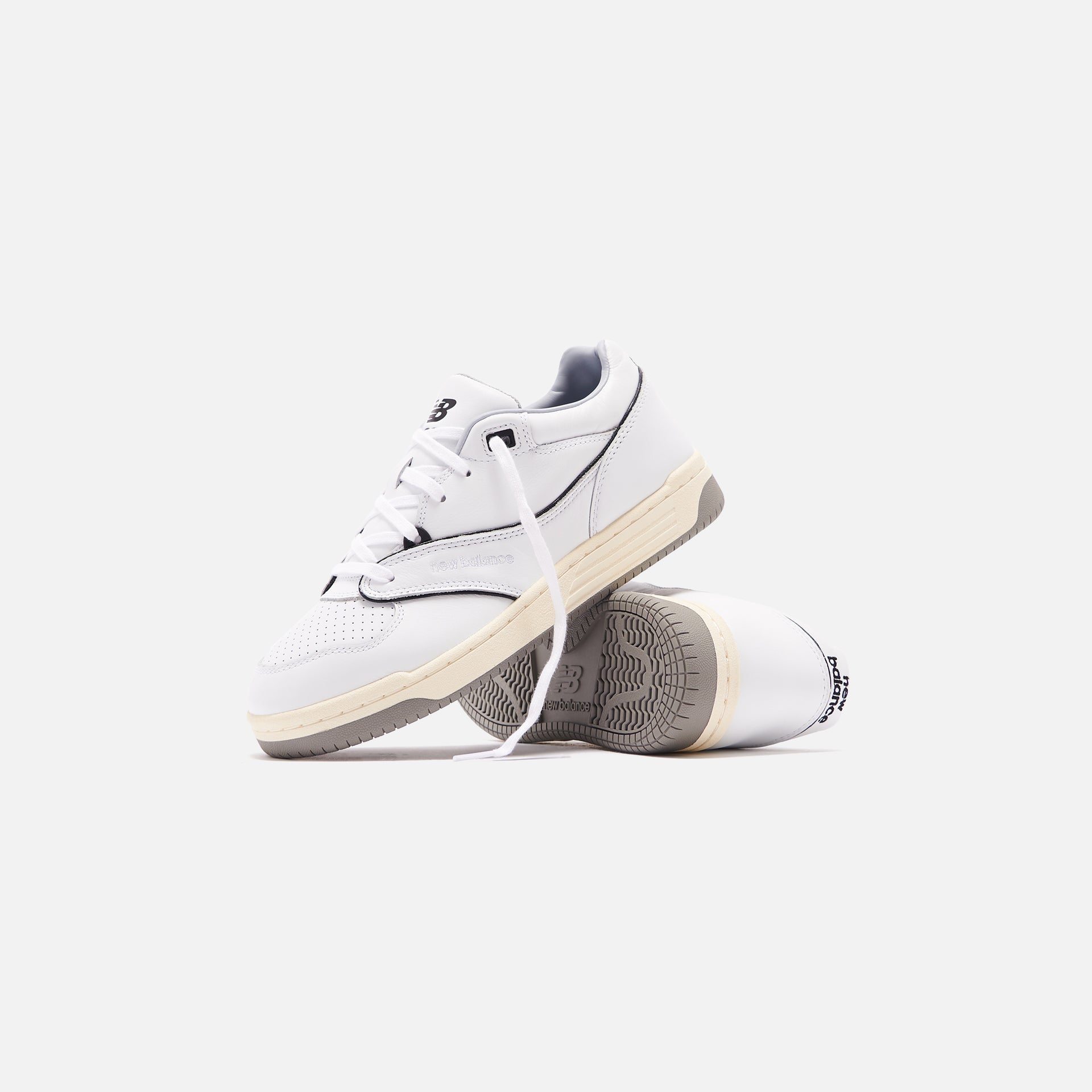 New Balance CT1500 - White / Black