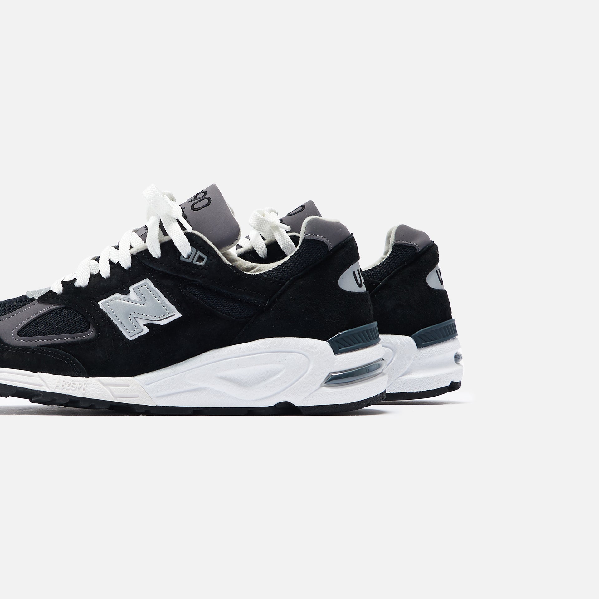 New Balance Made in USA 990 Heritage - Black / Pewter / Grey