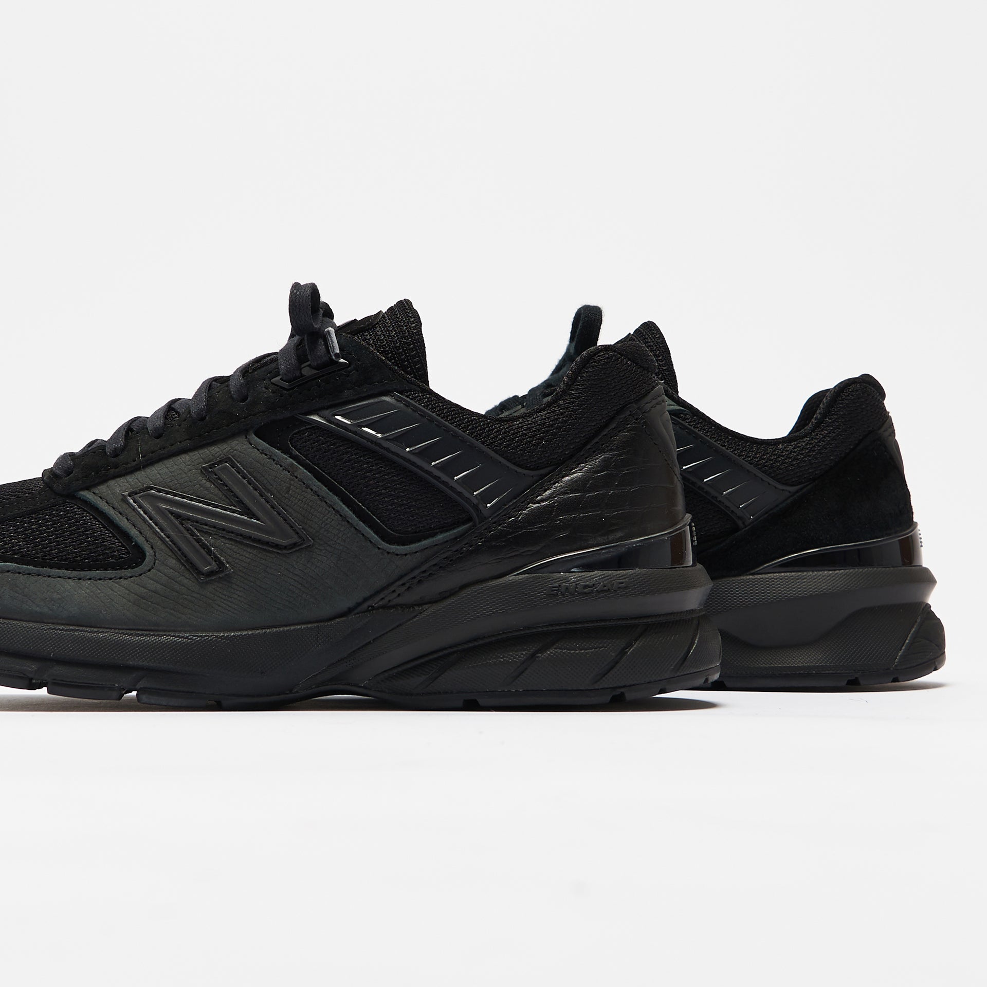 New Balance x Engineered Garments 990 V5 - Black