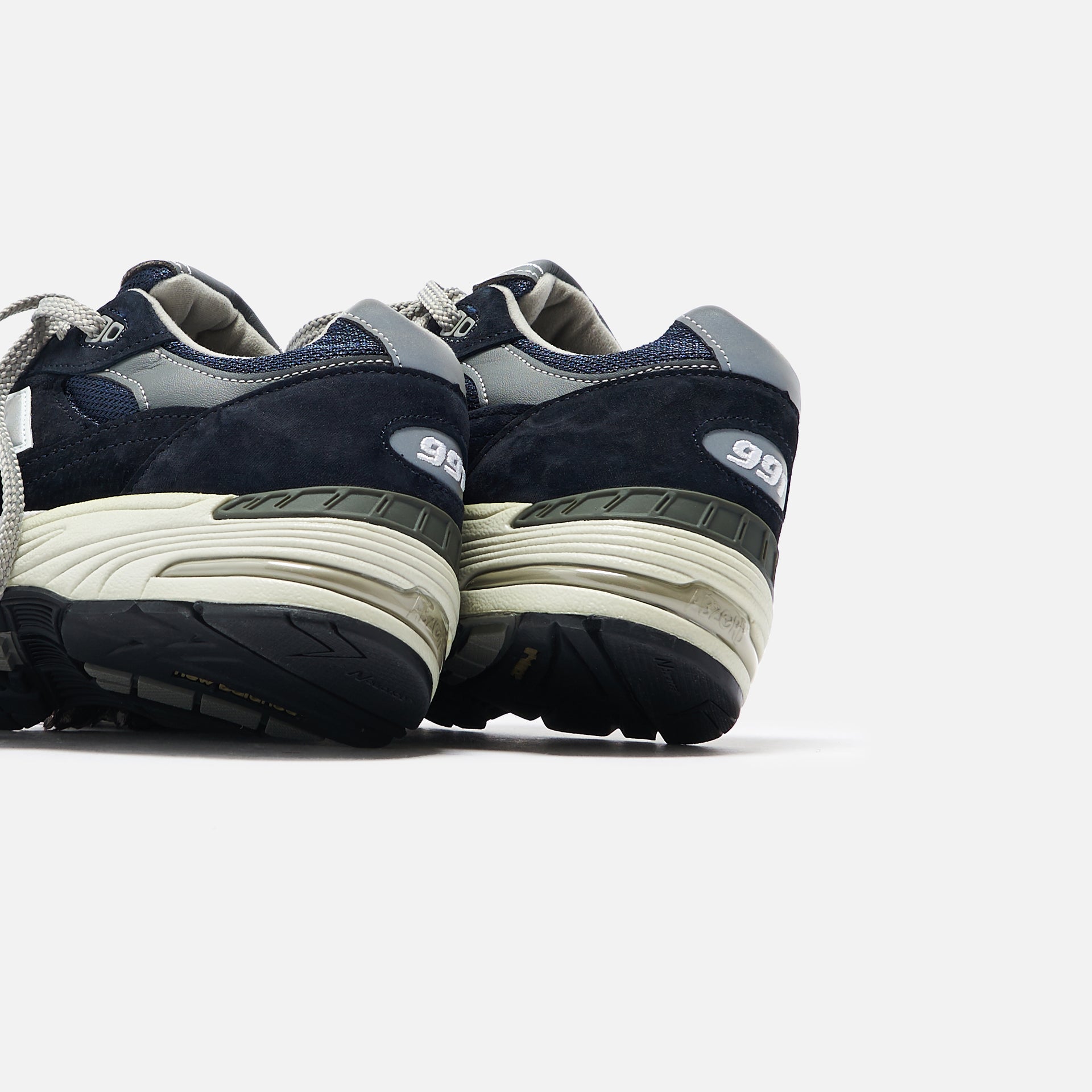 New Balance Made in UK 991 - Navy / White