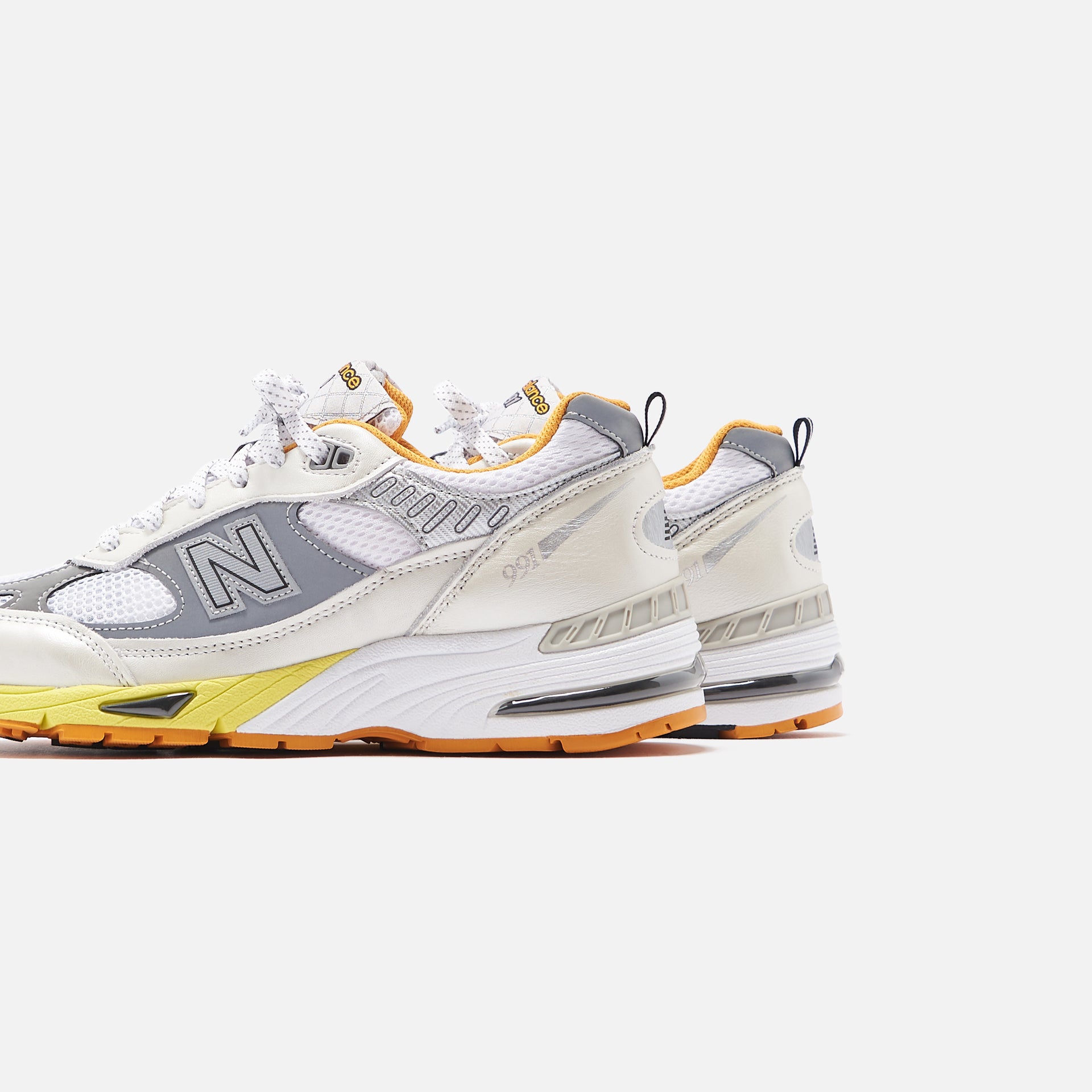 New Balance x Aries Arise WMNS Made in UK 991 - Silver / White / Orange