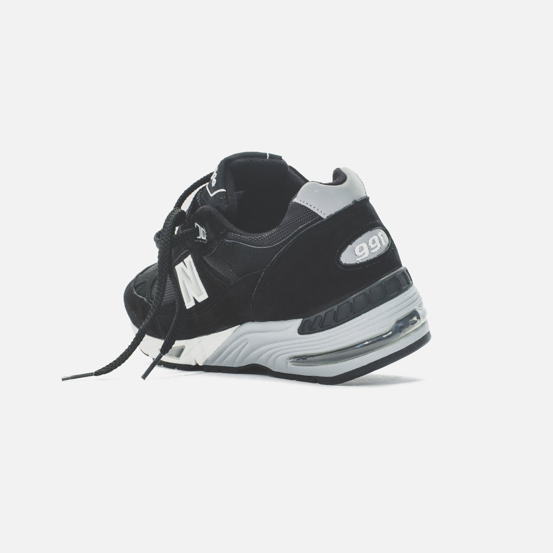 New Balance Made in UK 991 - Black / White