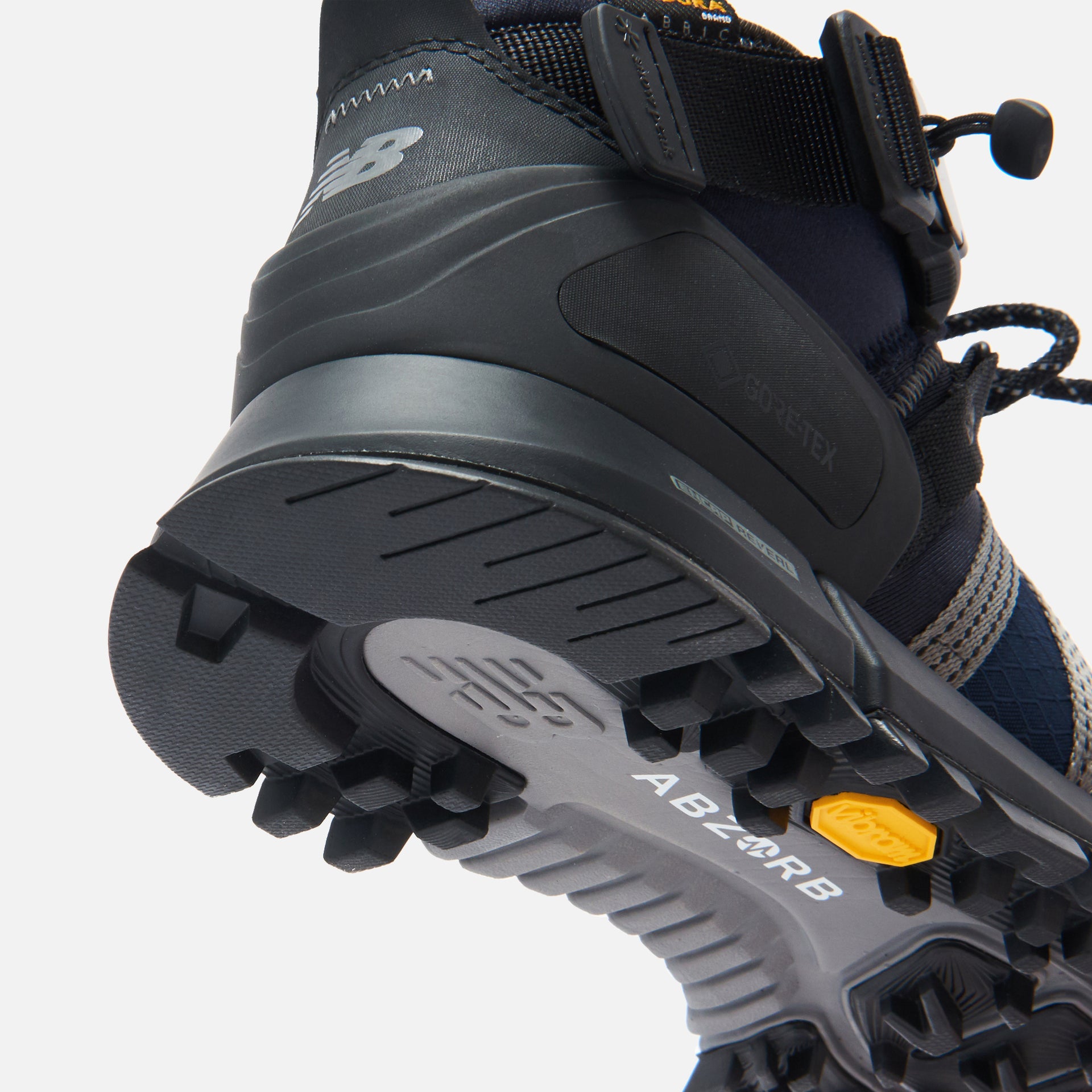 New Balance x Snow Peak RC4 Mid TDS - Black / Indigo