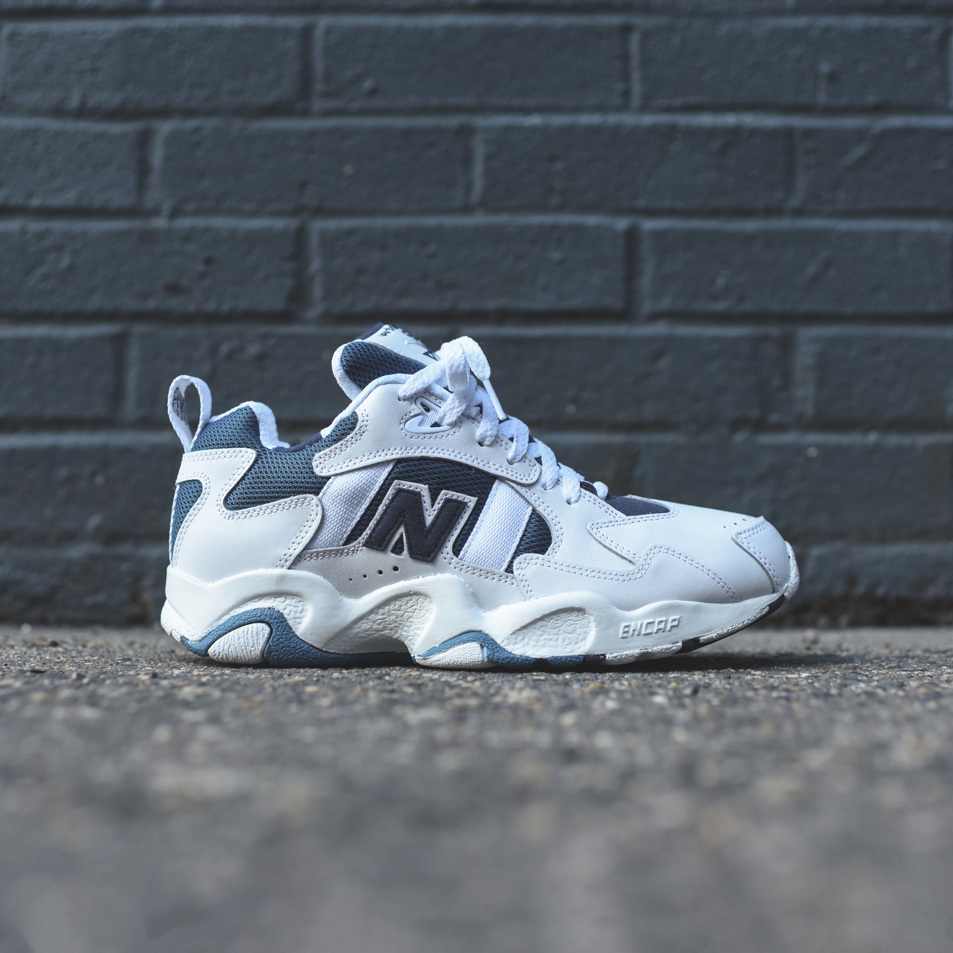New Balance ML650 V1 - White / Navy
