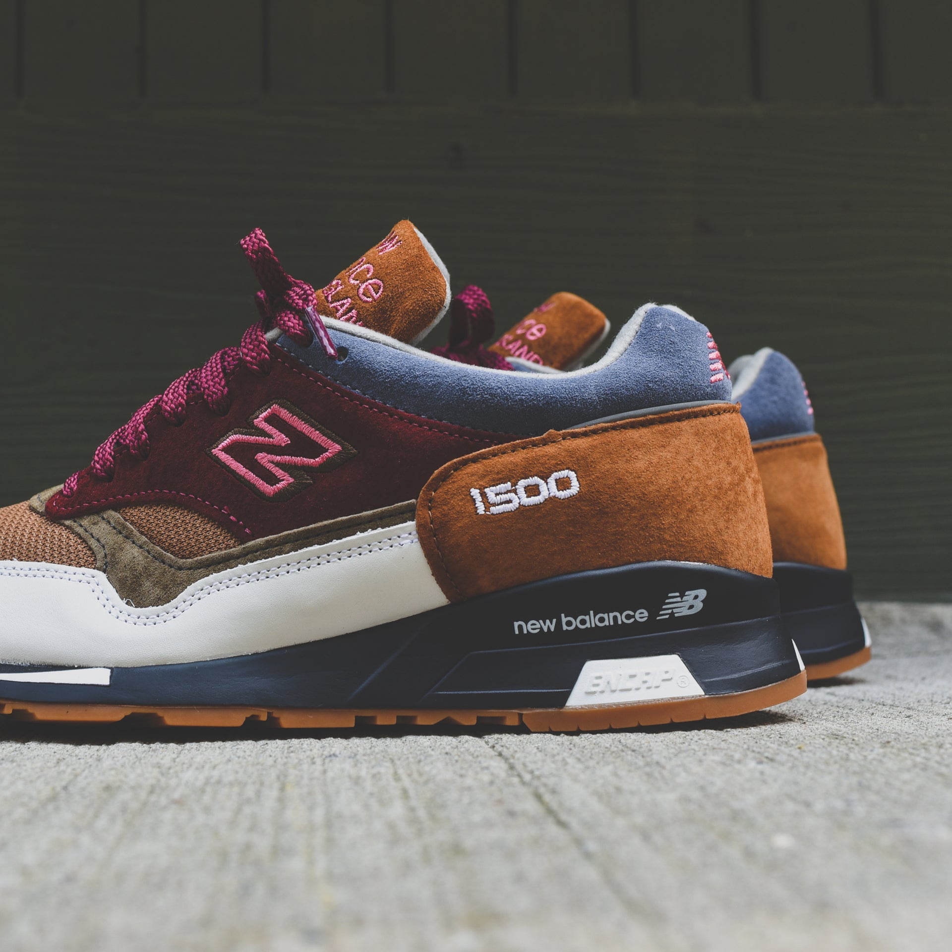 New Balance ML1500V1 - Burgundy / White
