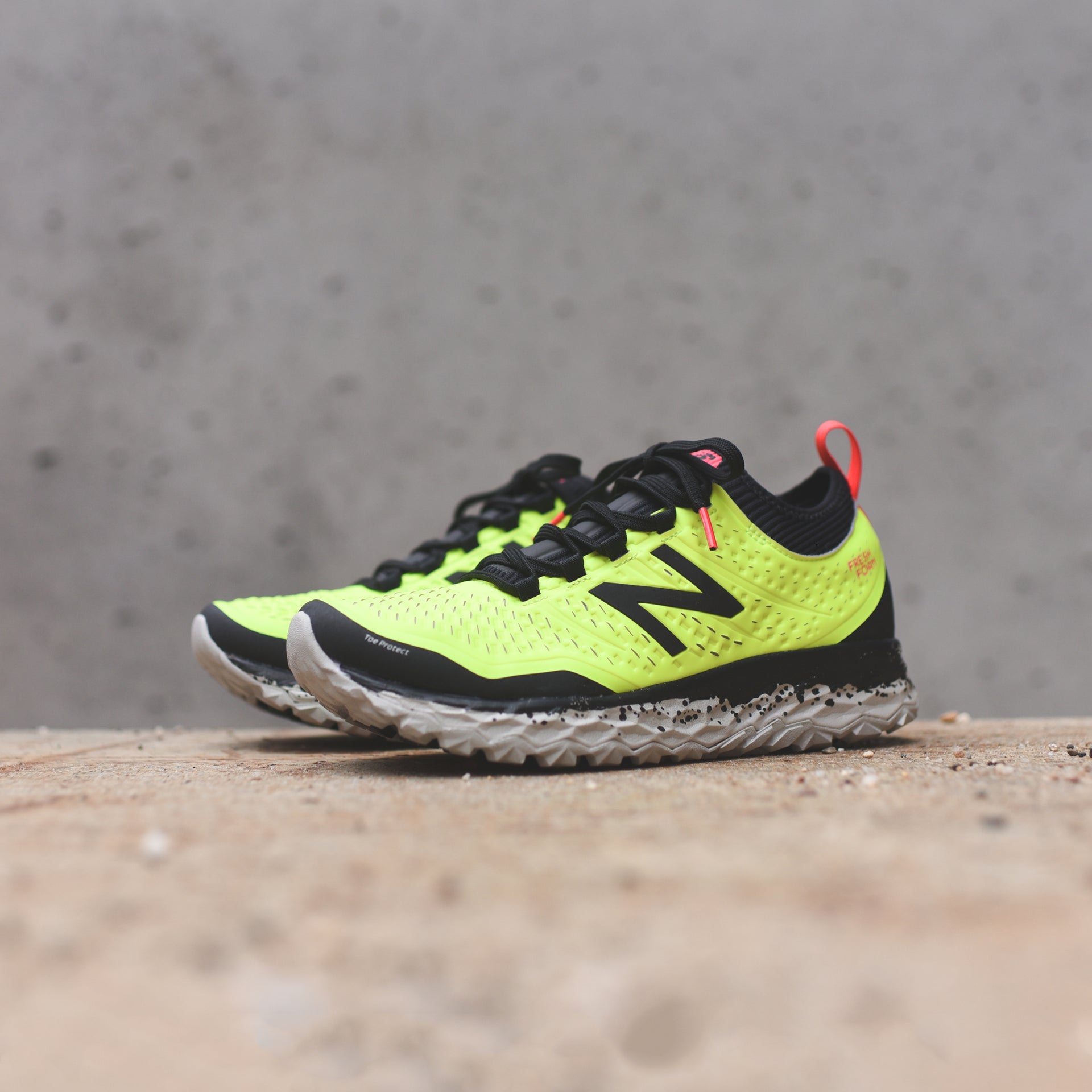 New Balance MTHIERY3 - Neon Yellow / Black / Grey