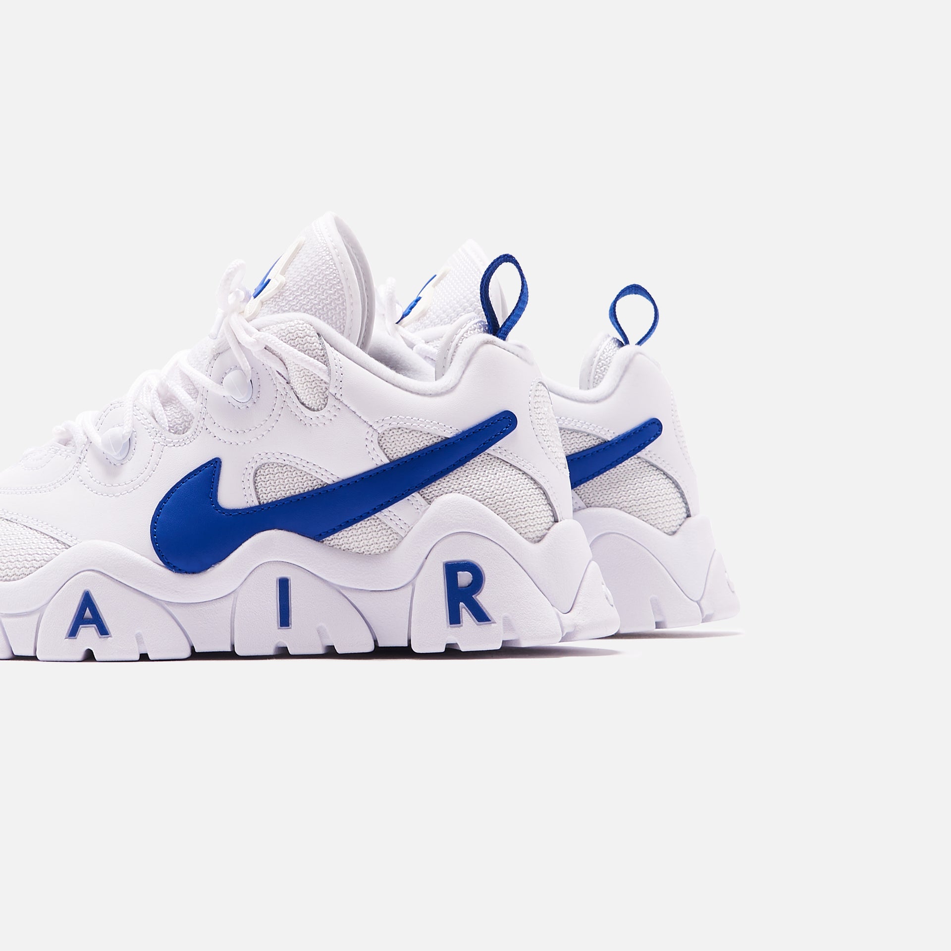 Nike Air Barrage Low - White / Hyper Blue