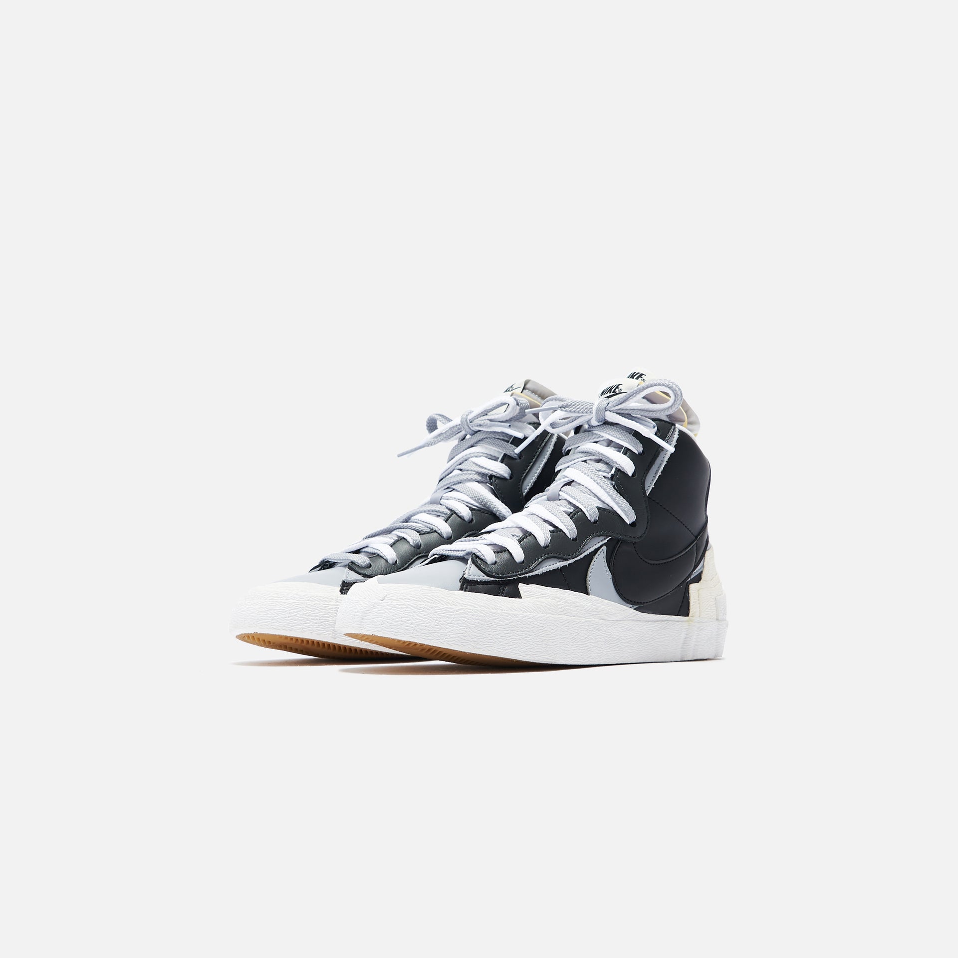 Nike x Sacai Blazer Mid - Black / Wolf Grey / White / Anthrax