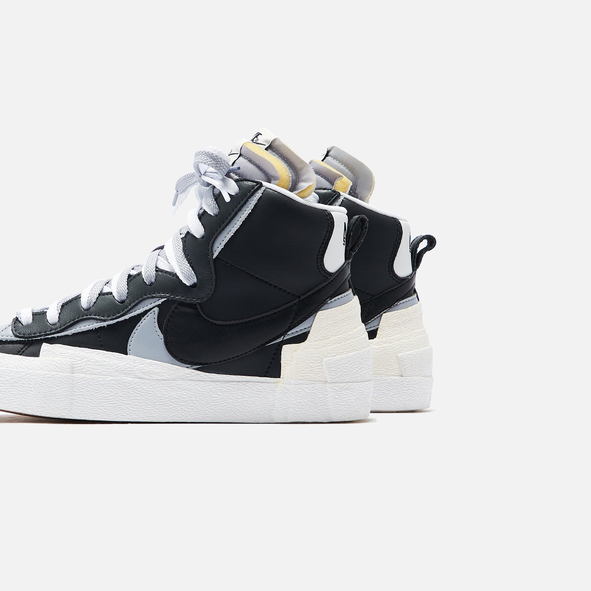 Nike x Sacai Blazer Mid - Black / Wolf Grey / White / Anthrax