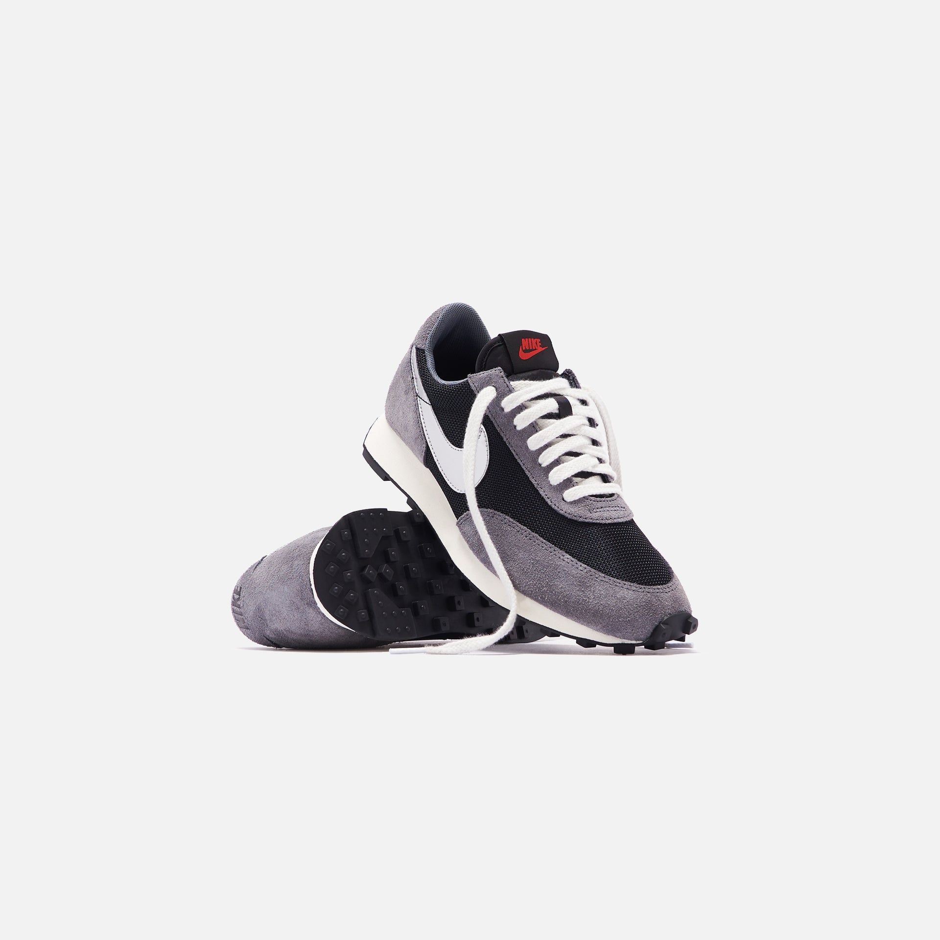 Nike Daybreak SP - Black / Metallic Silver / Dark Grey