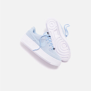 Nike WMNS Air Force 1 Sage Low- Light Armory Blue / White