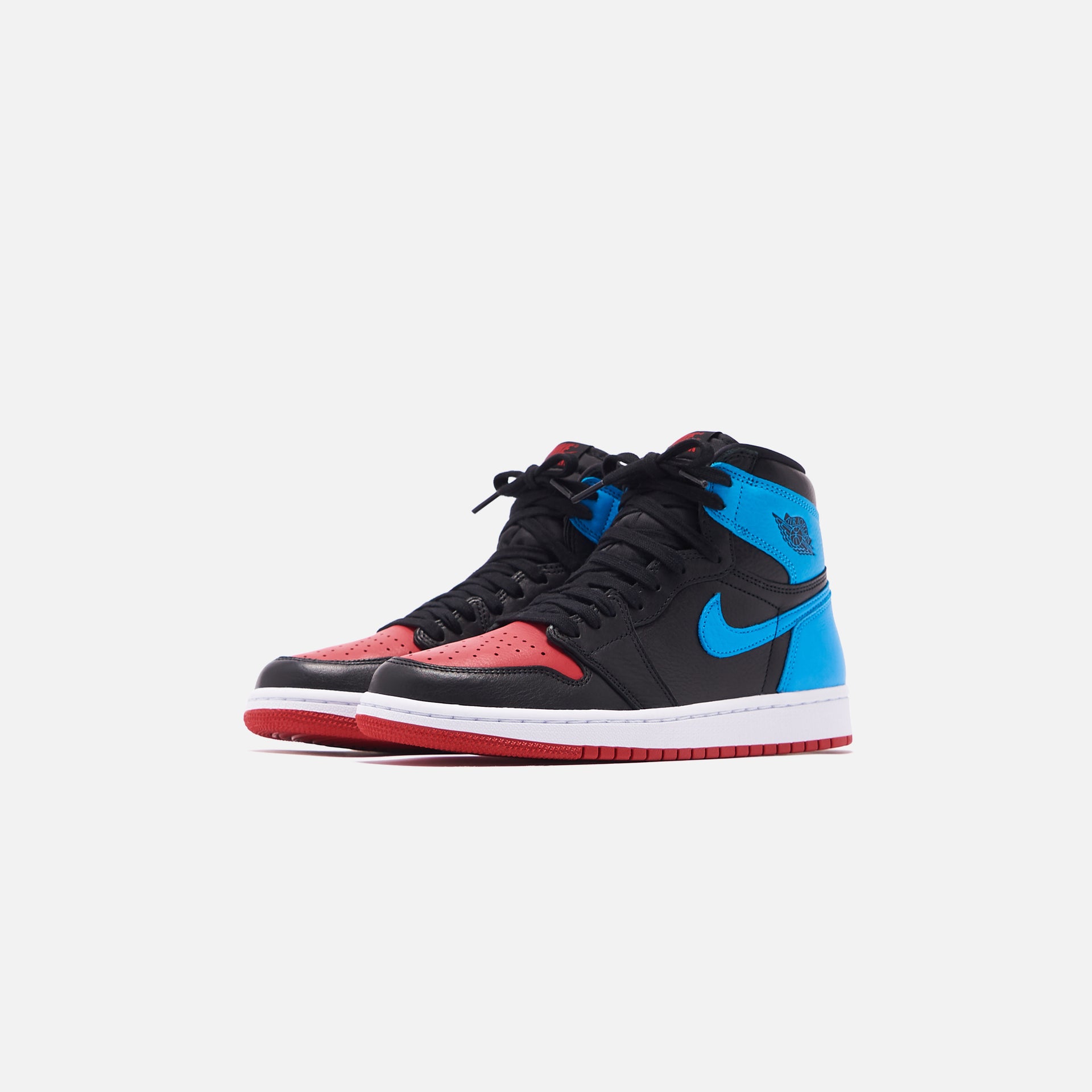 Nike WMNS Air Jordan 1 Retro High OG - Black / Powder Blue