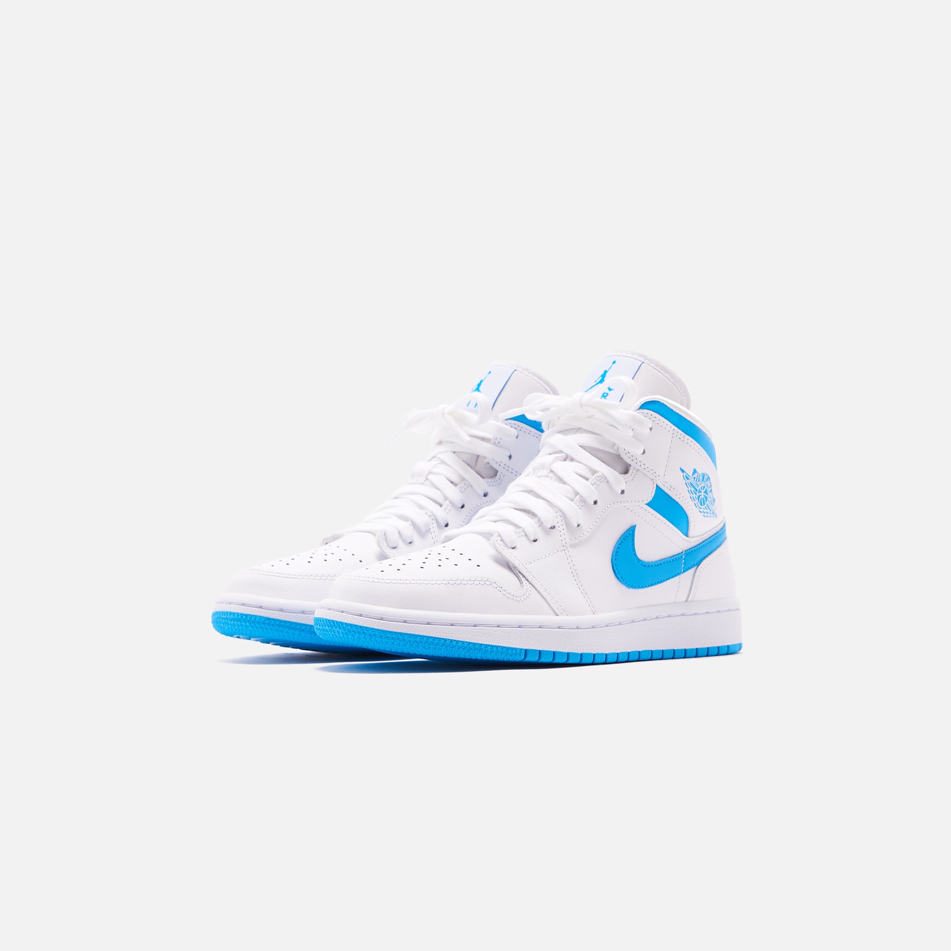 Nike WMNS Air Jordan 1 Mid - White / Carolina Blue