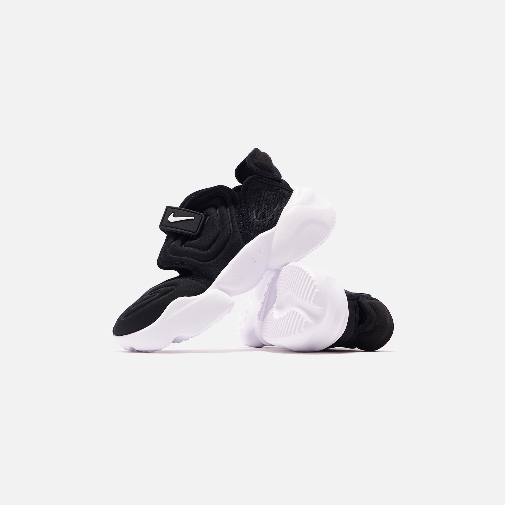 Nike WMNS Aqua Rift - Black / White – Kith