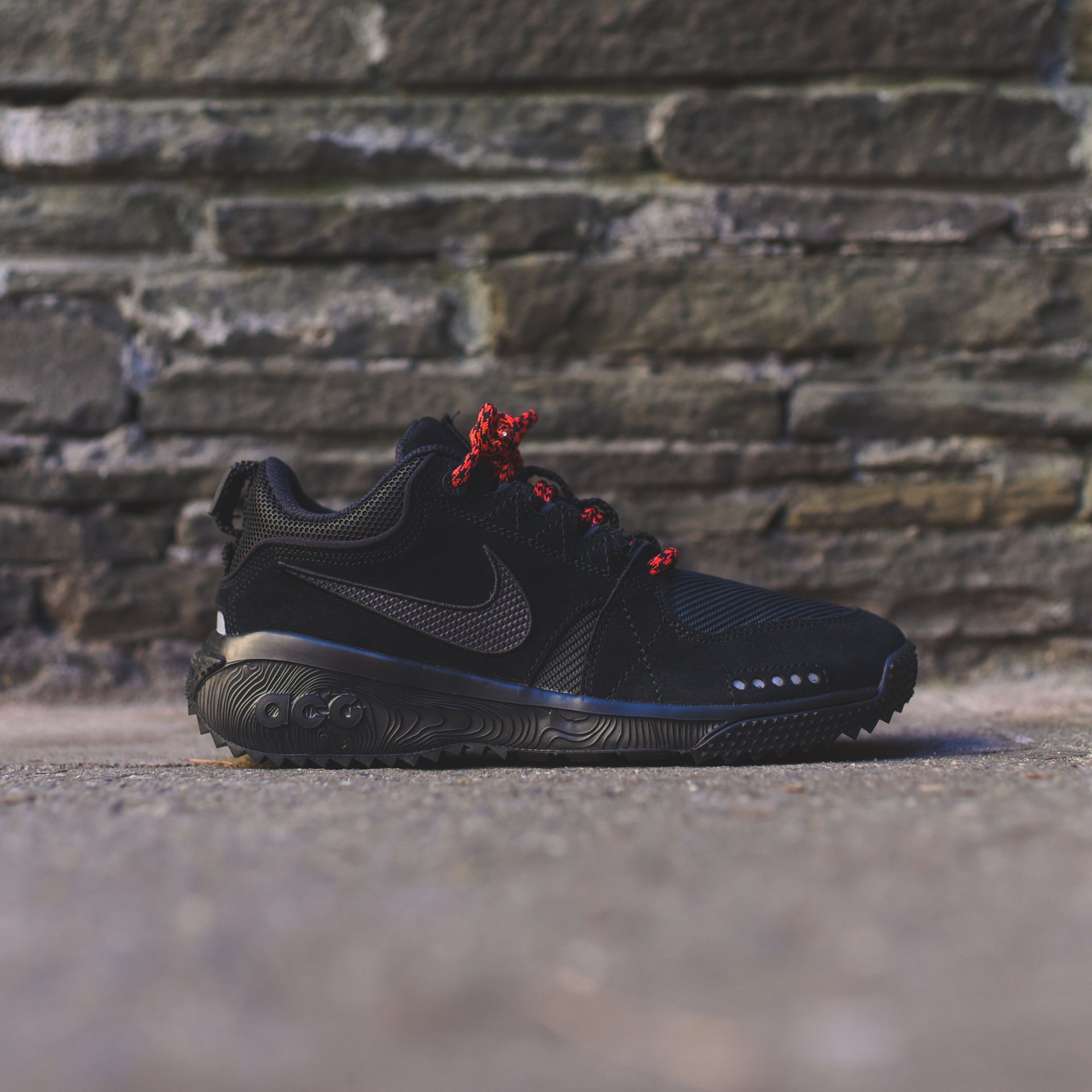 Nike ACG Dog Mountain - Black / Oil Grey / Thunder Grey / Geode