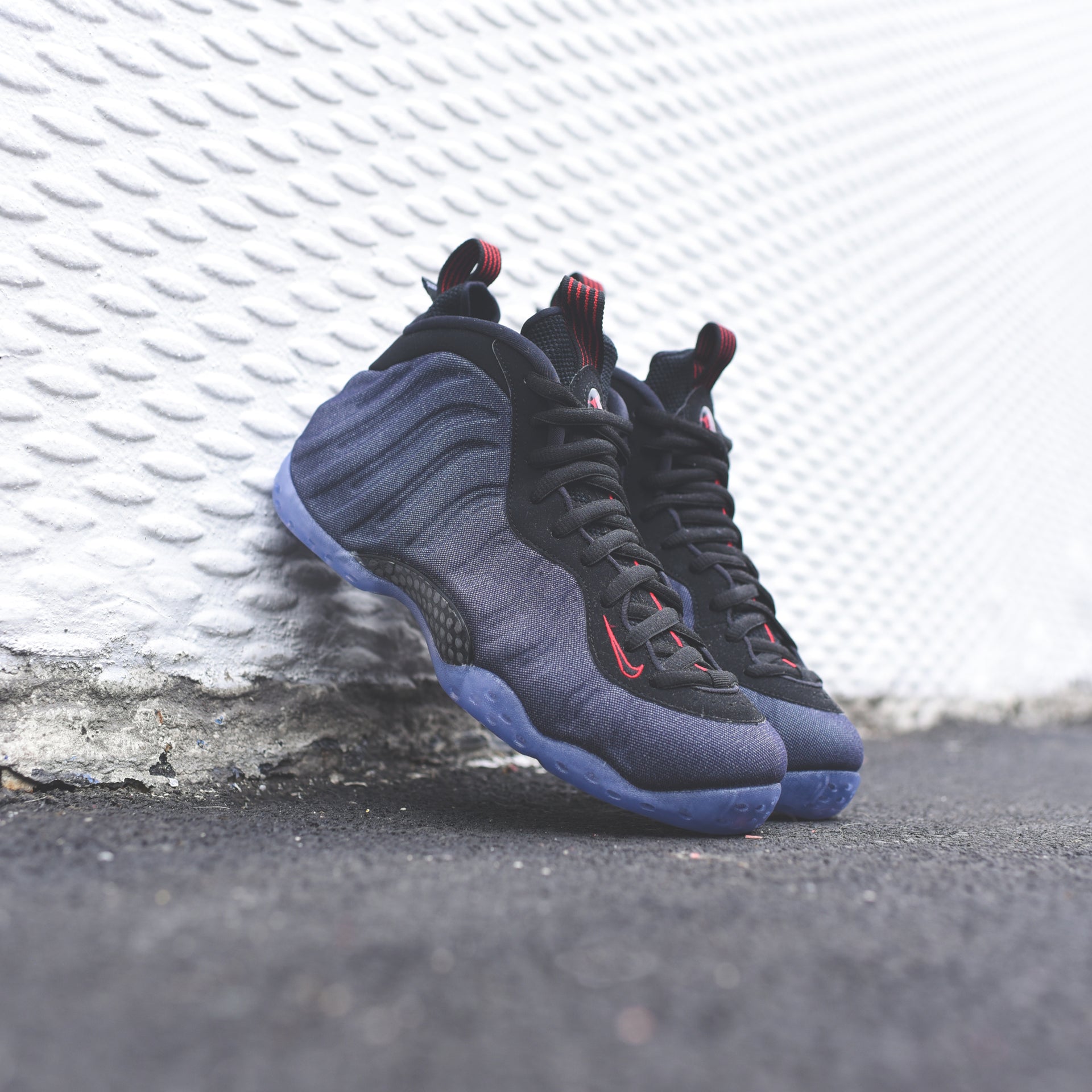 Nike Air Foamposite Obsidian Black University Red – Kith
