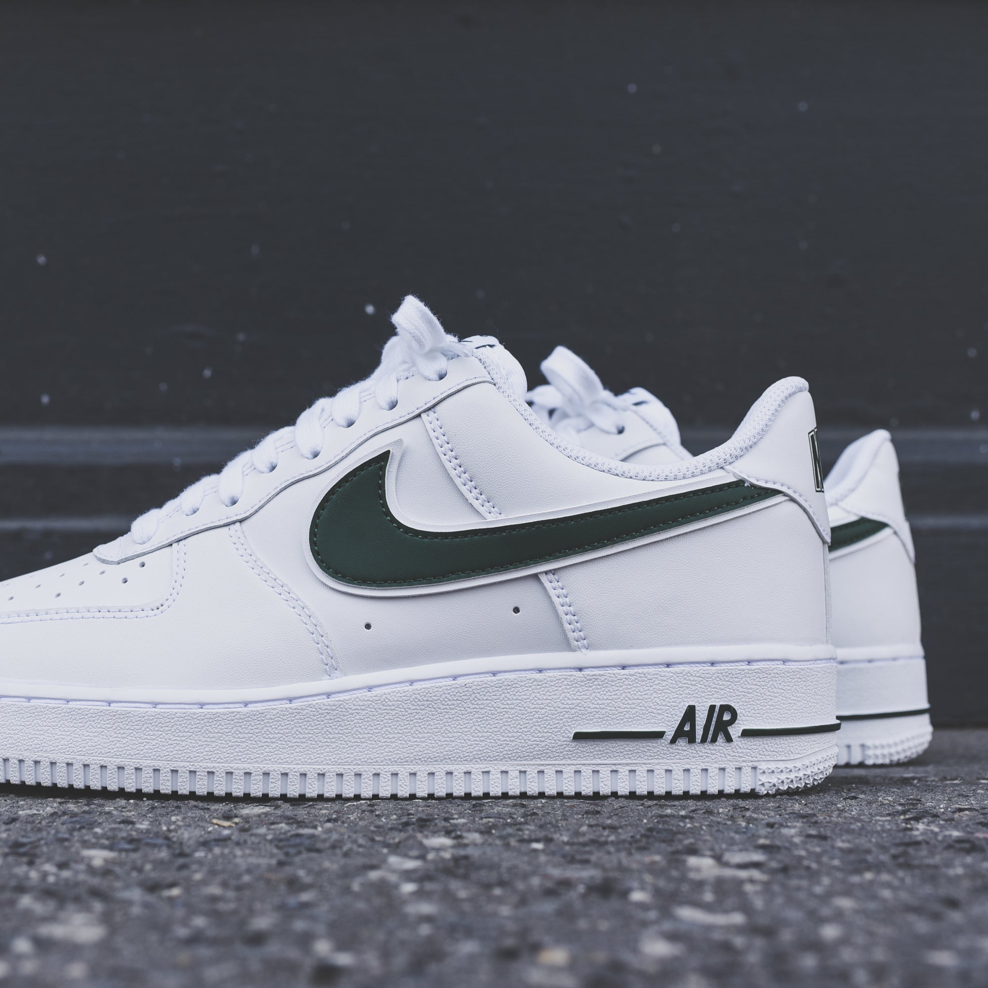 nike air force 1 07 3 white black