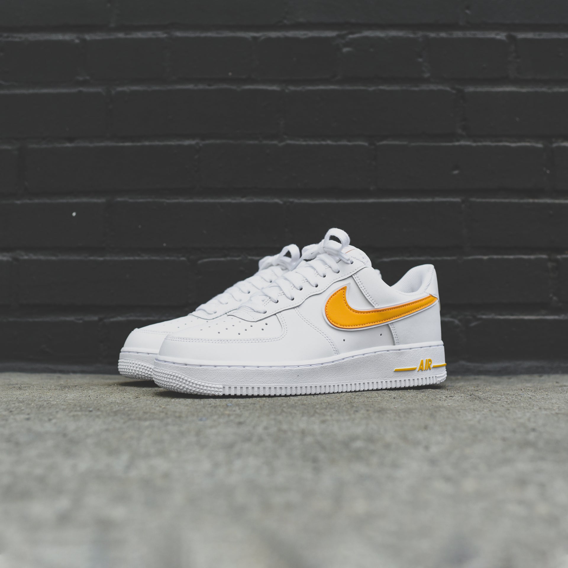 Nike Air Force 1 '07 3 - White / University Gold