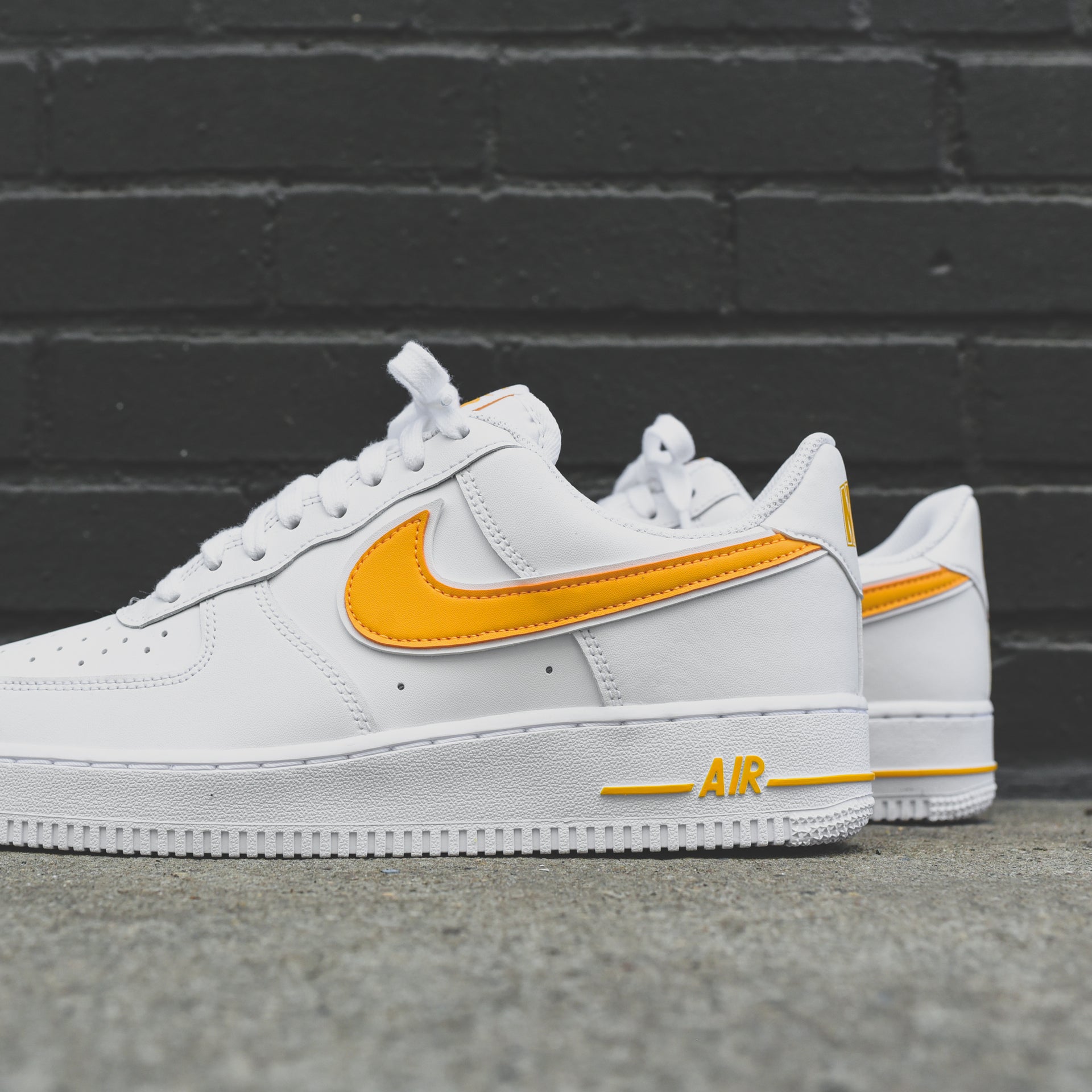 Nike Air Force 1 '07 3 - White / University Gold