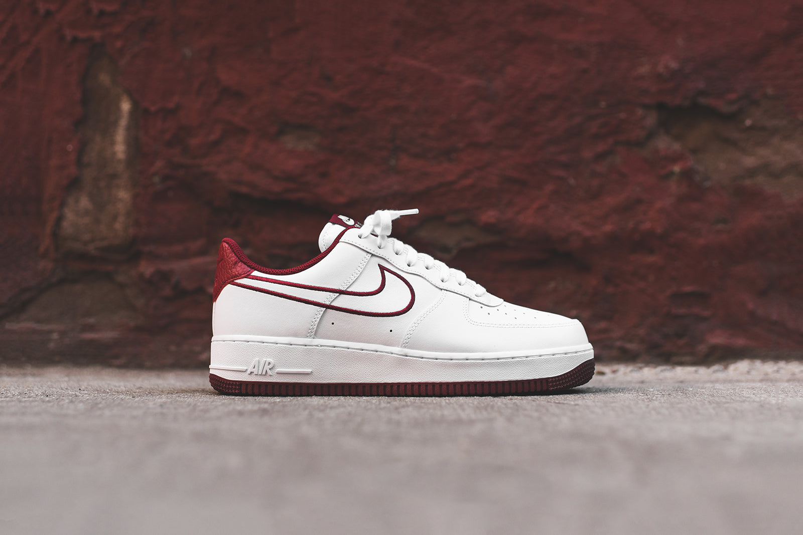 KITH × Nike Air Force 1 Low White Red CZ7926-100 Men's Size