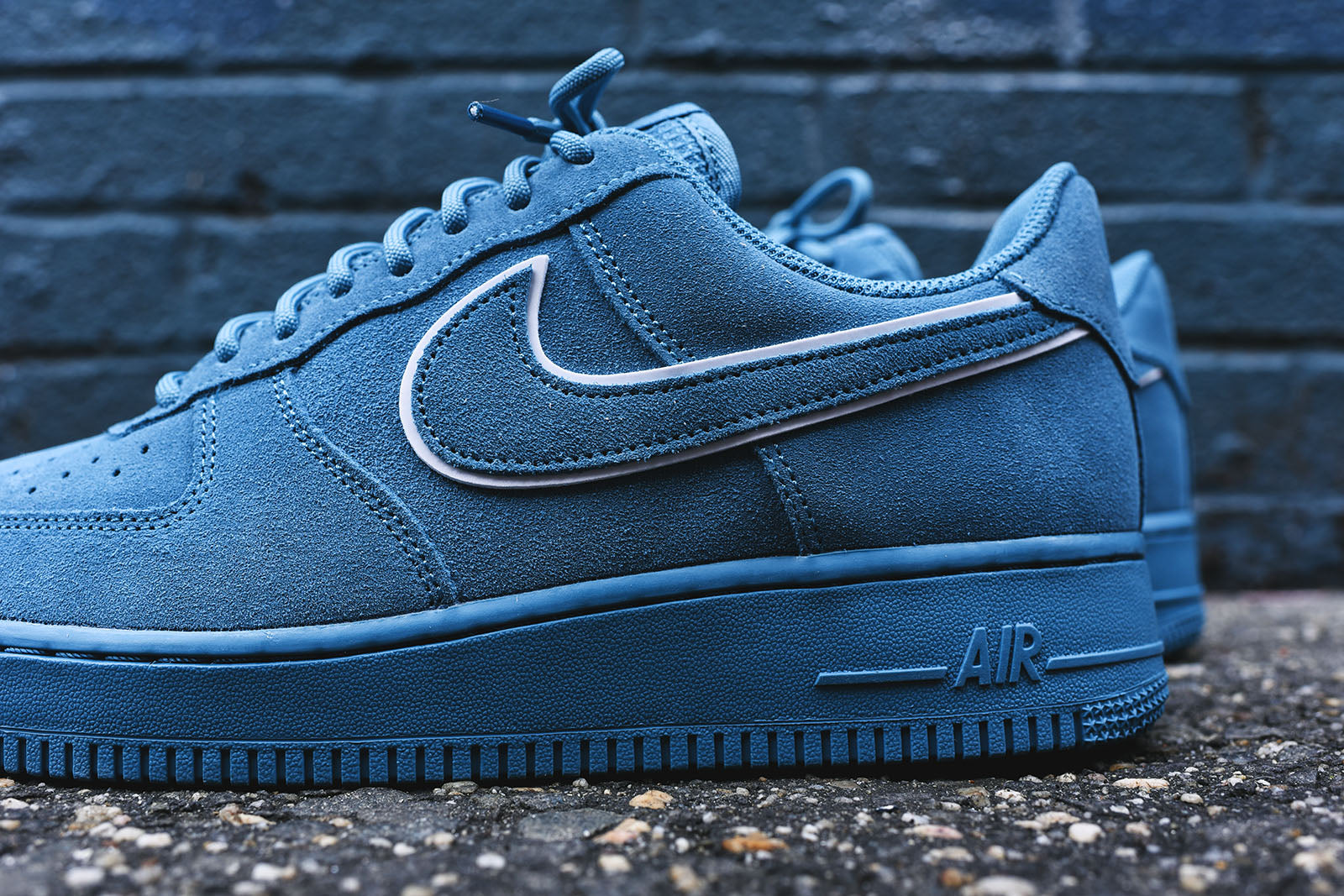 Nike Air Force 1 LV8 - Aqua