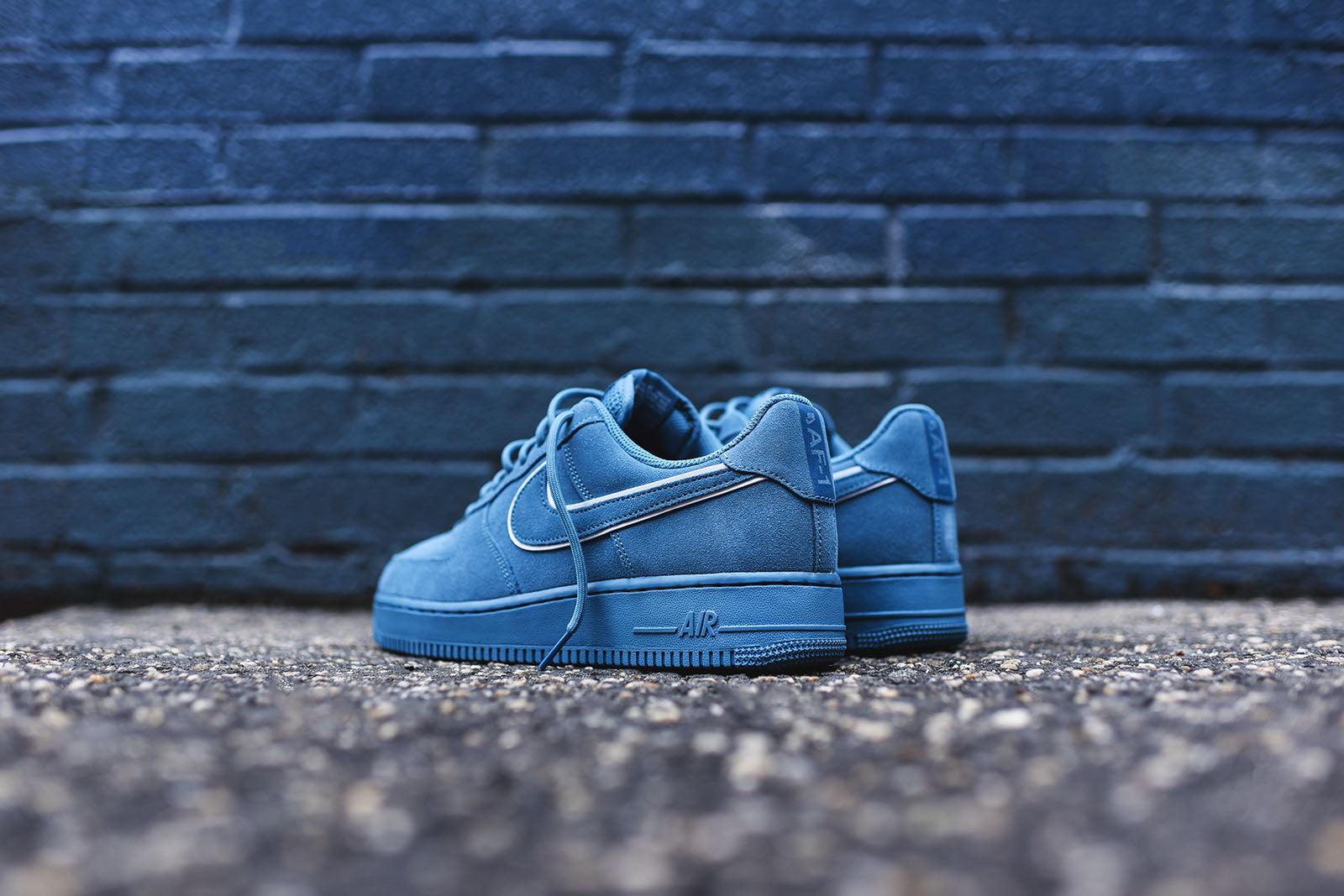 Nike Air Force 1 LV8 - Aqua