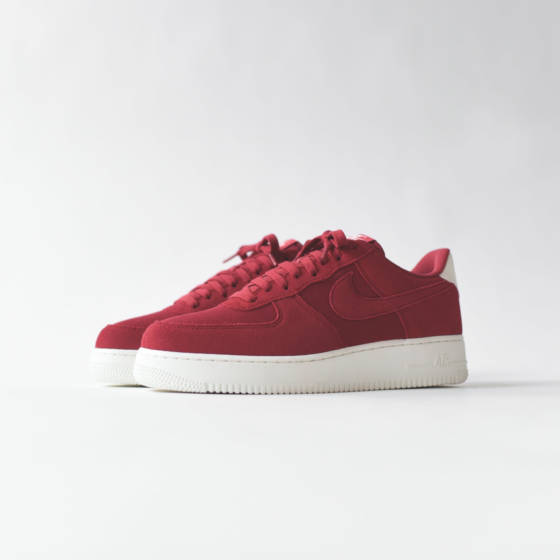 Nike Air Force 1 '07 - Red Crush / Sail