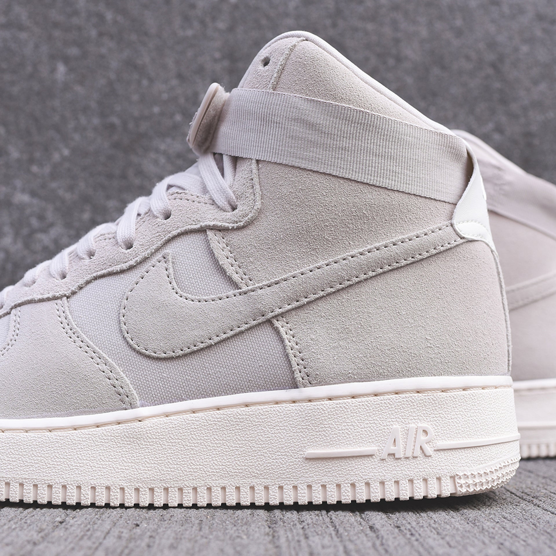 Nike Air Force 1 High '07 - Sand