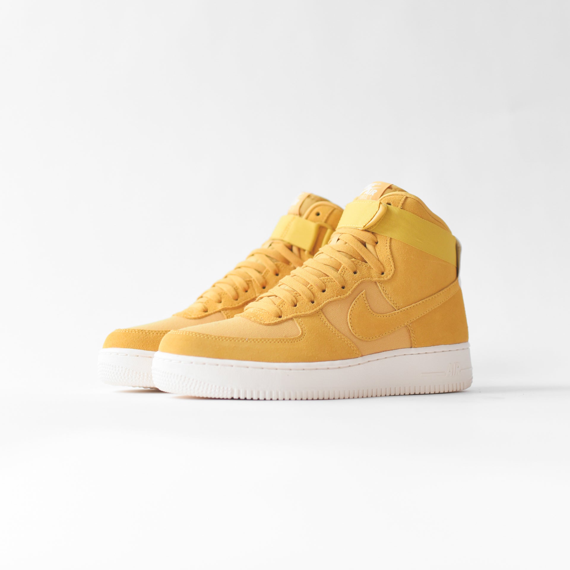 Nike Air Force 1 High - Yellow