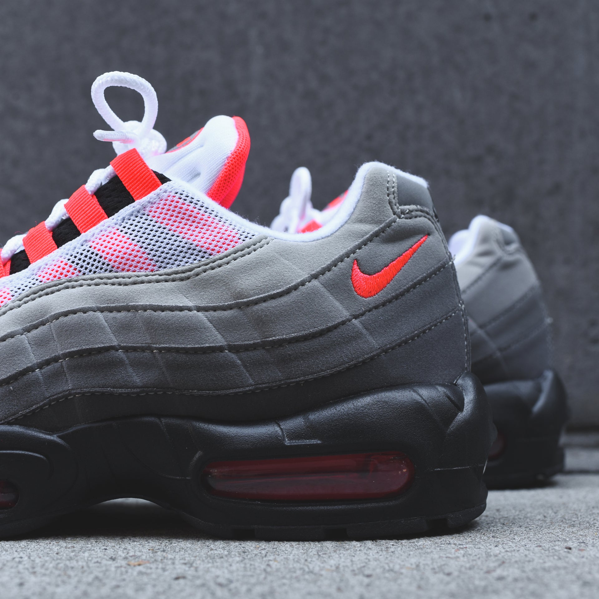 Nike Air Max 95 OG - White / Solar Red