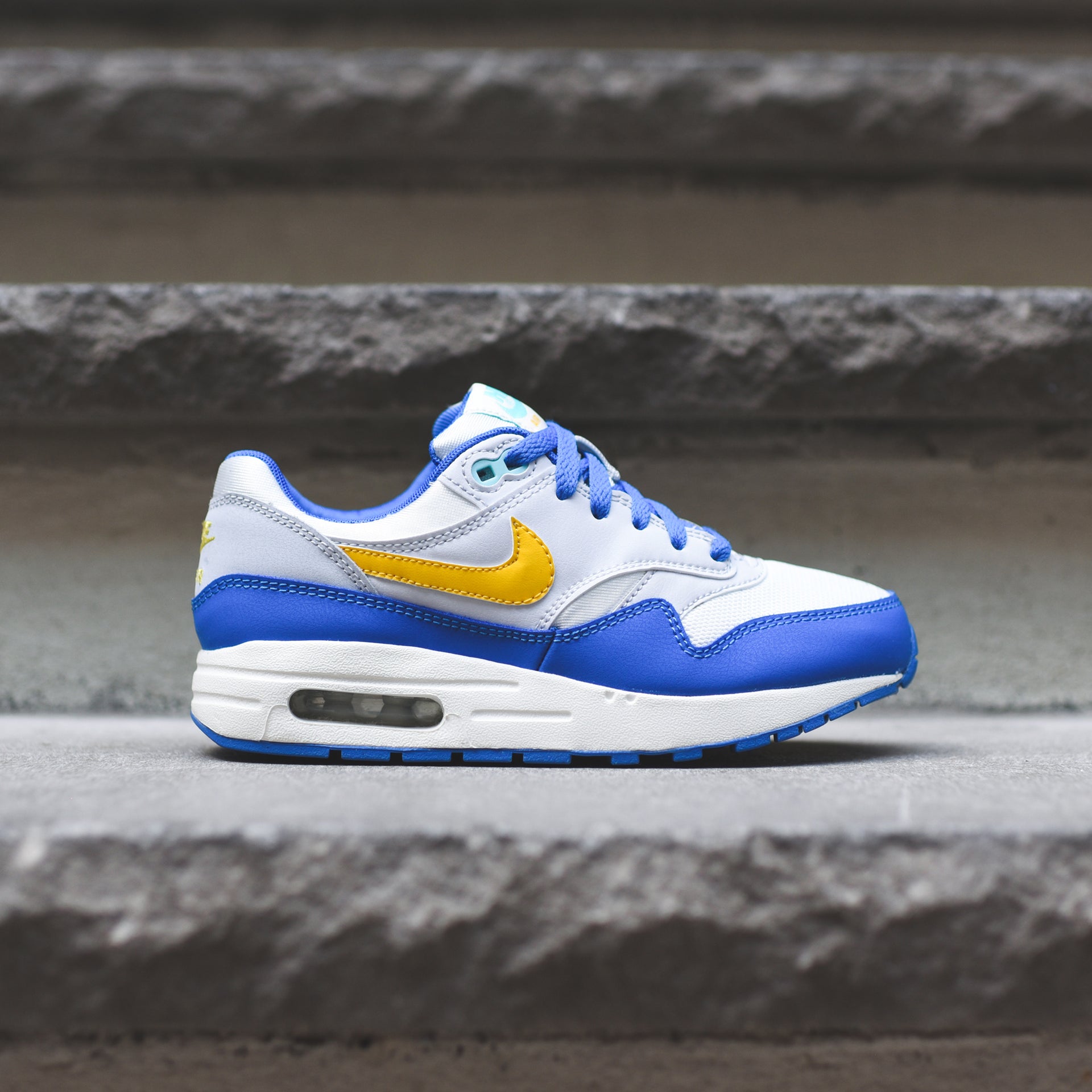 Nike Grade School Air Max 1 - Sail / Amarillo / Pure Platinum / Signal Blue